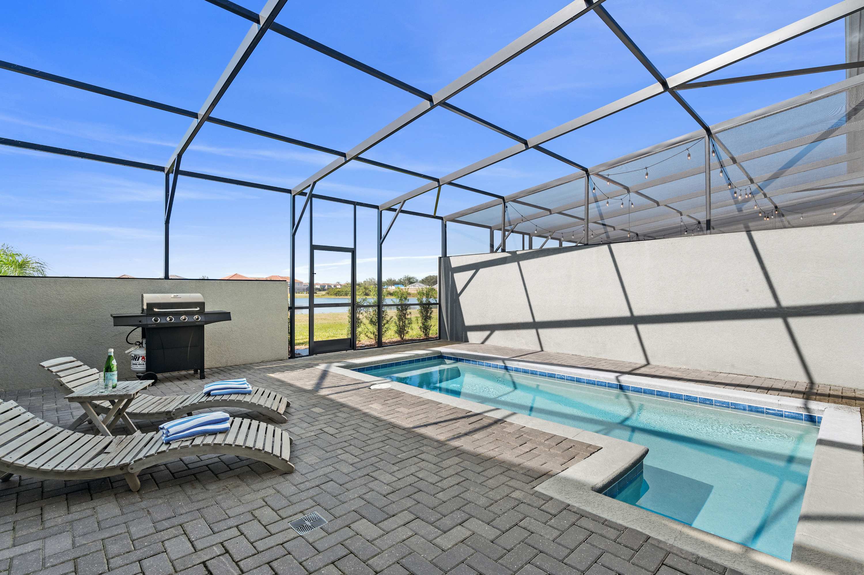 Lazy River, Heated Pool, Themed BR & Grill!