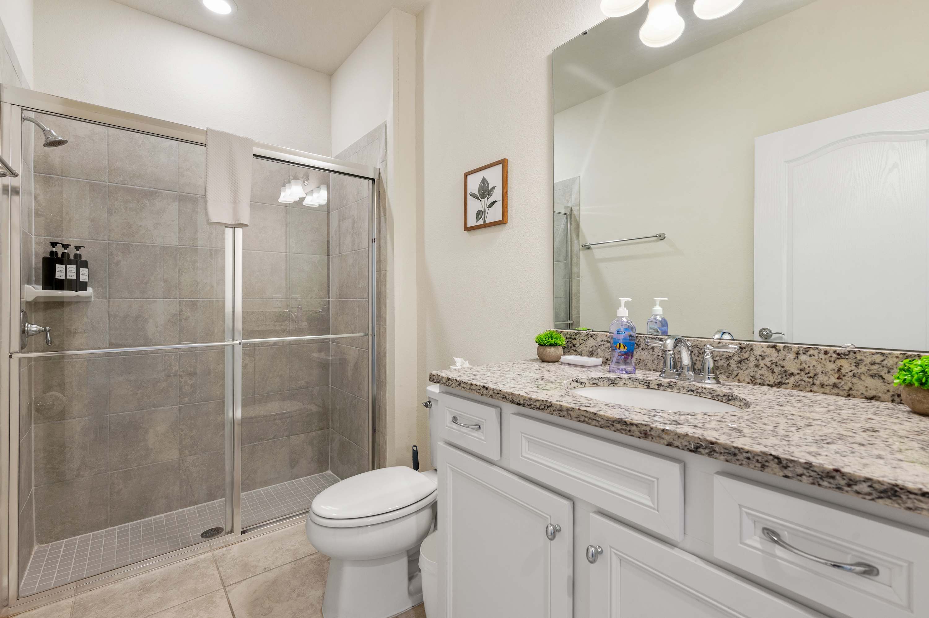 Lazy River, Heated Pool, Themed BR & Grill!