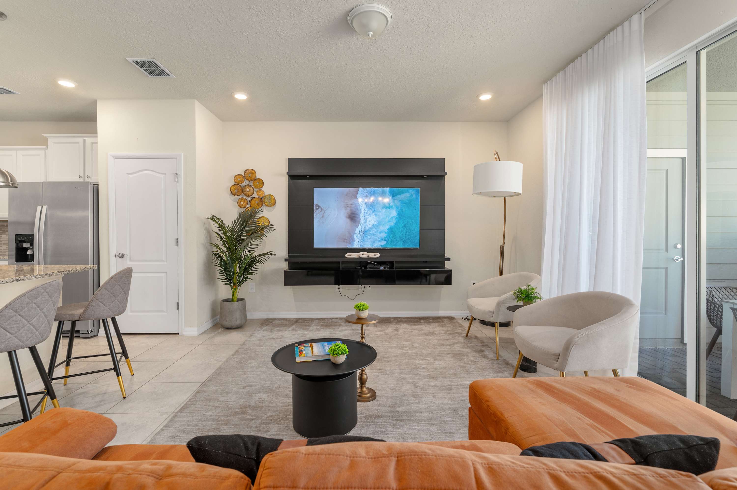 Lazy River, Heated Pool, Themed BR & Grill!