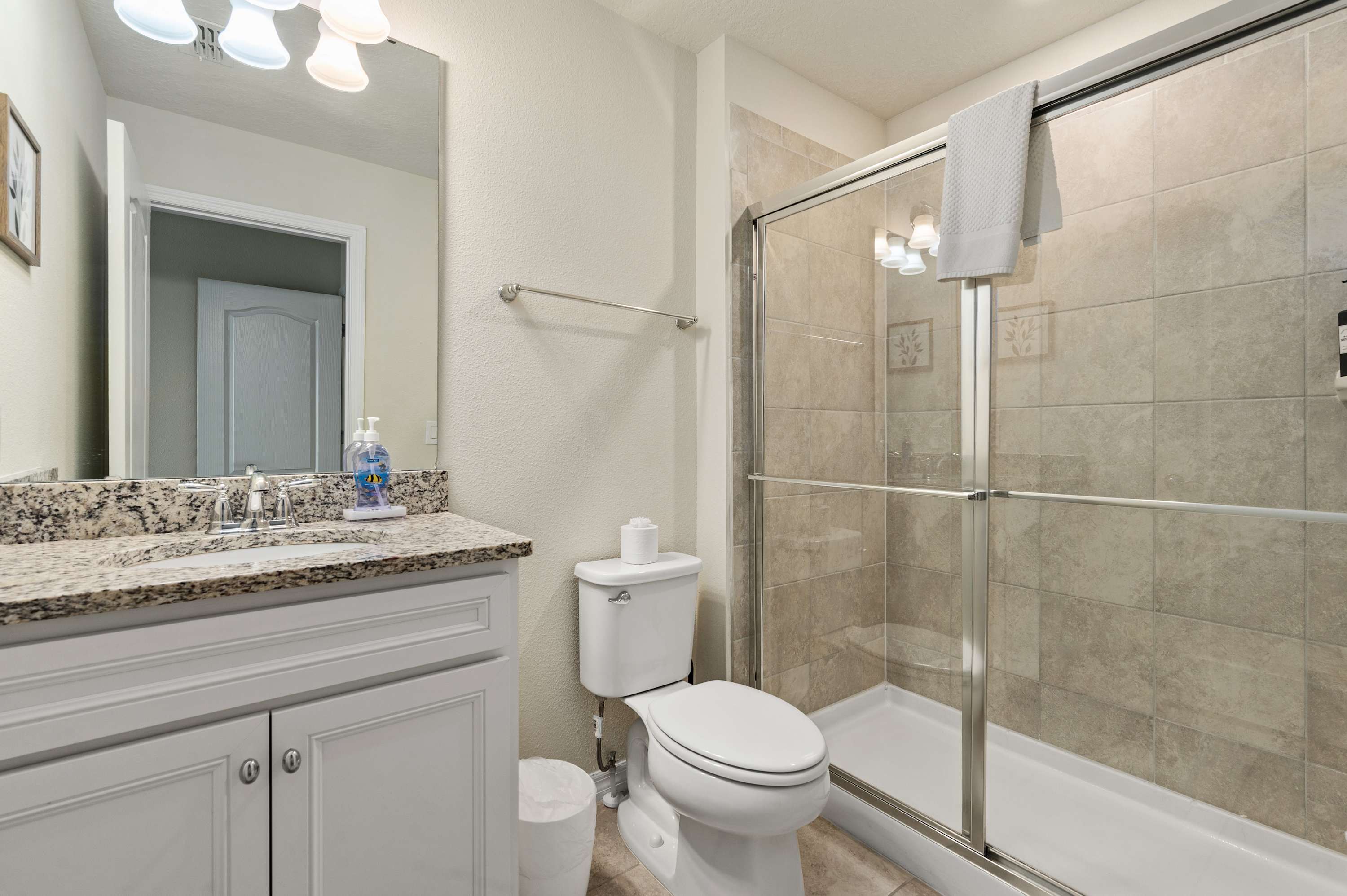 Lazy River, Heated Pool, Themed BR & Grill!