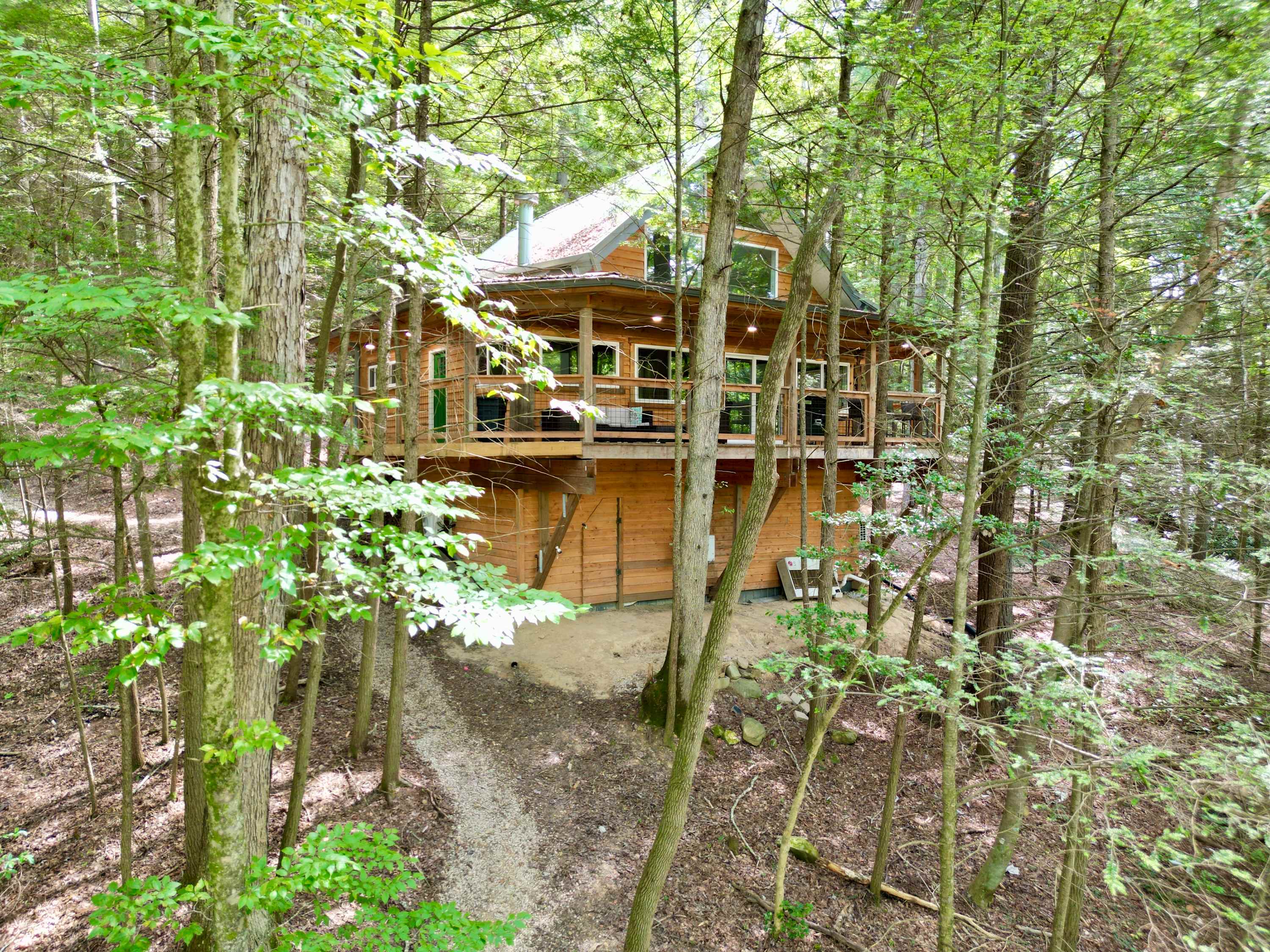 The Founder - Iconic Rockhouse Cabin! — Campton, KY — vacation rental