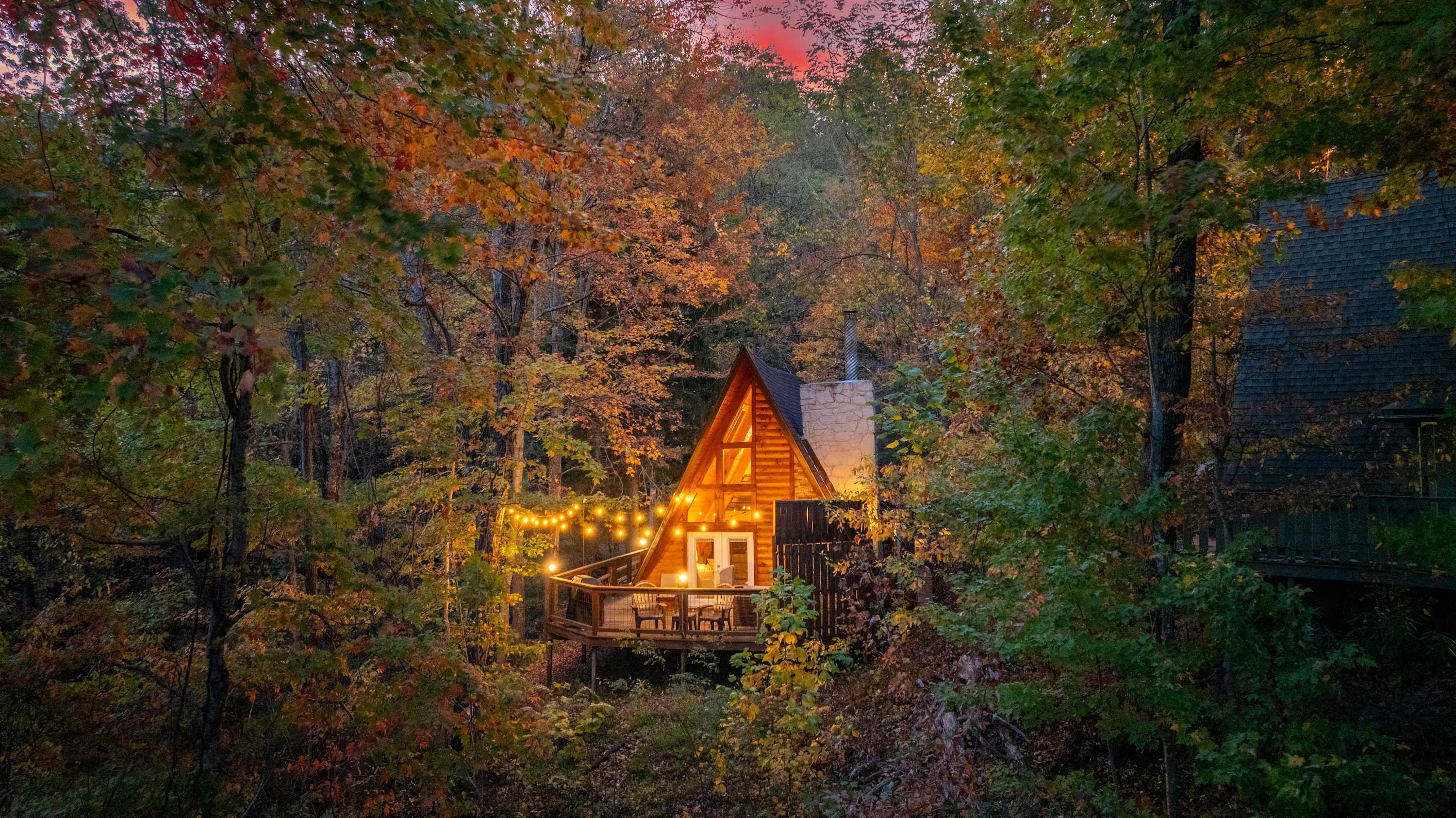 Near DTWN, 1Mile to SKI, MTN Views, HotTub,A-Frame — Gatlinburg, TN — vacation rental