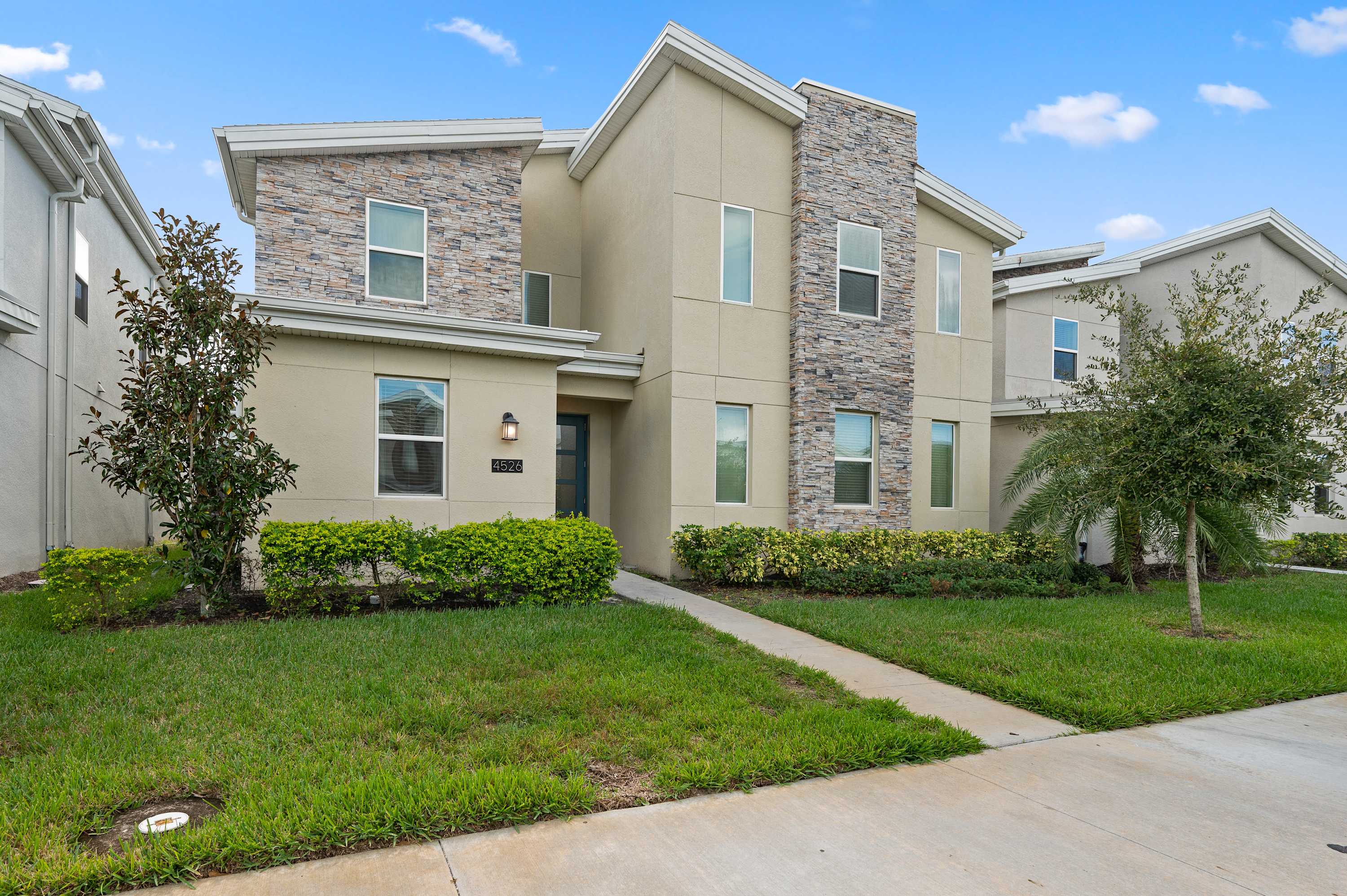 Family villa w/pool, hot tub & water park