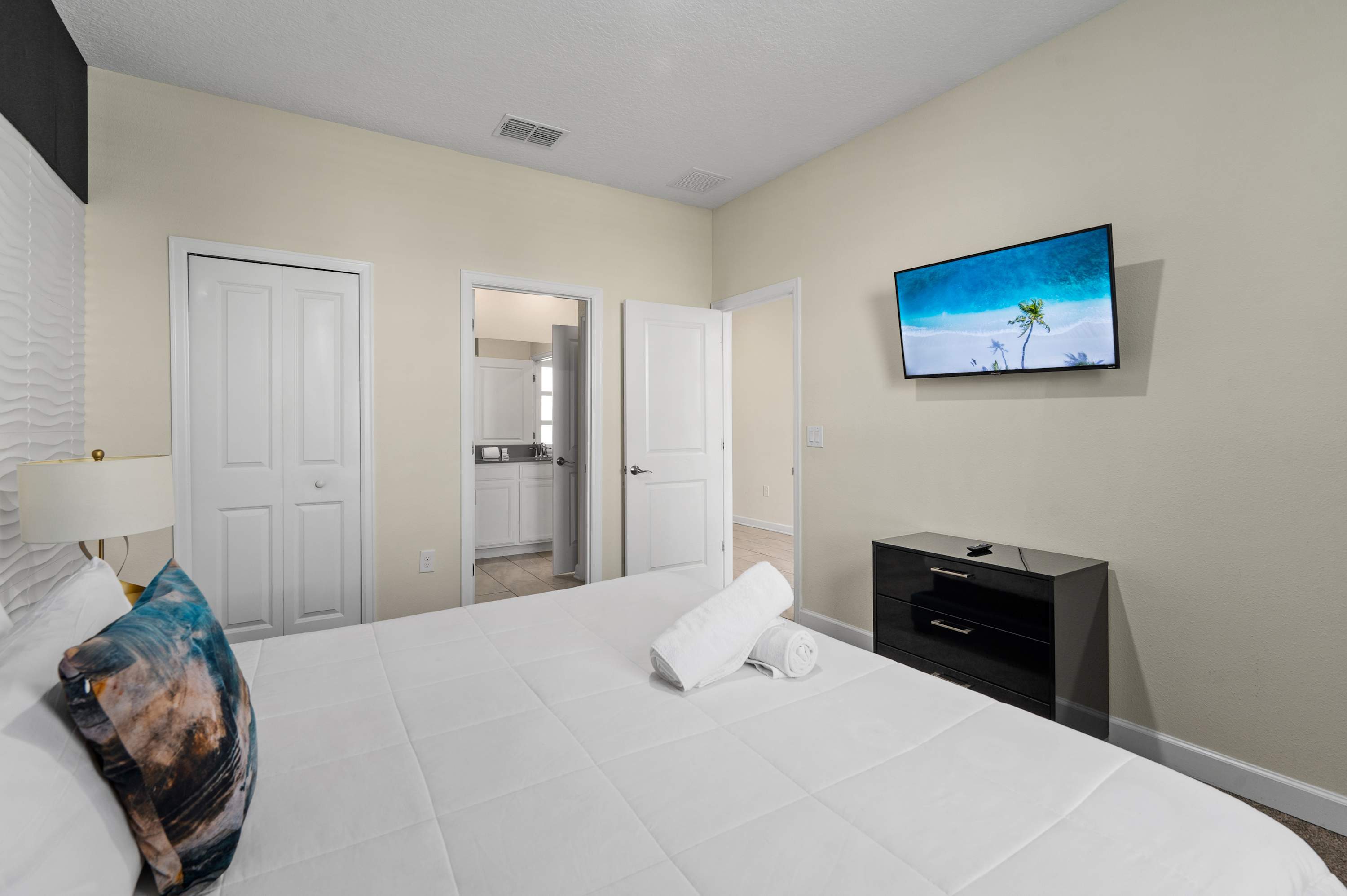 Family villa w/pool, hot tub & water park