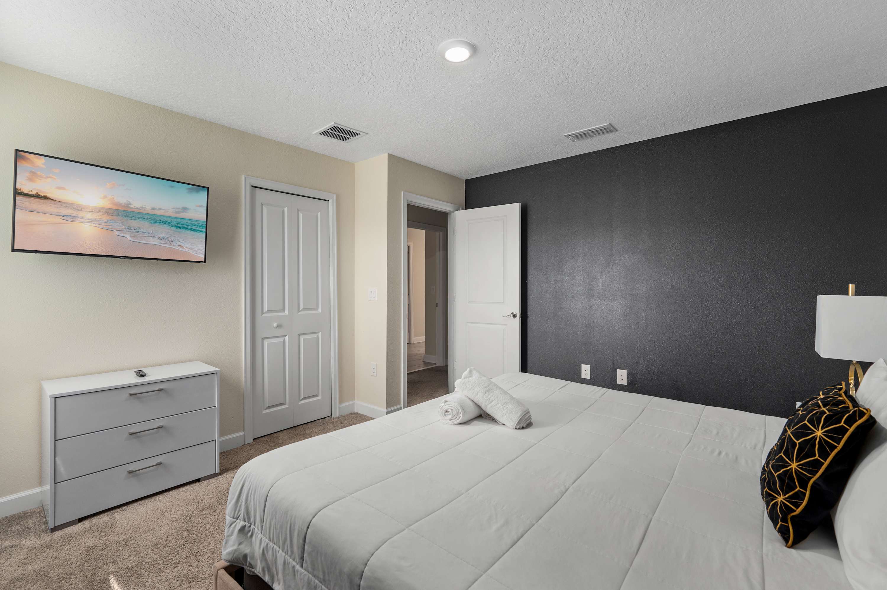 Family villa w/pool, hot tub & water park