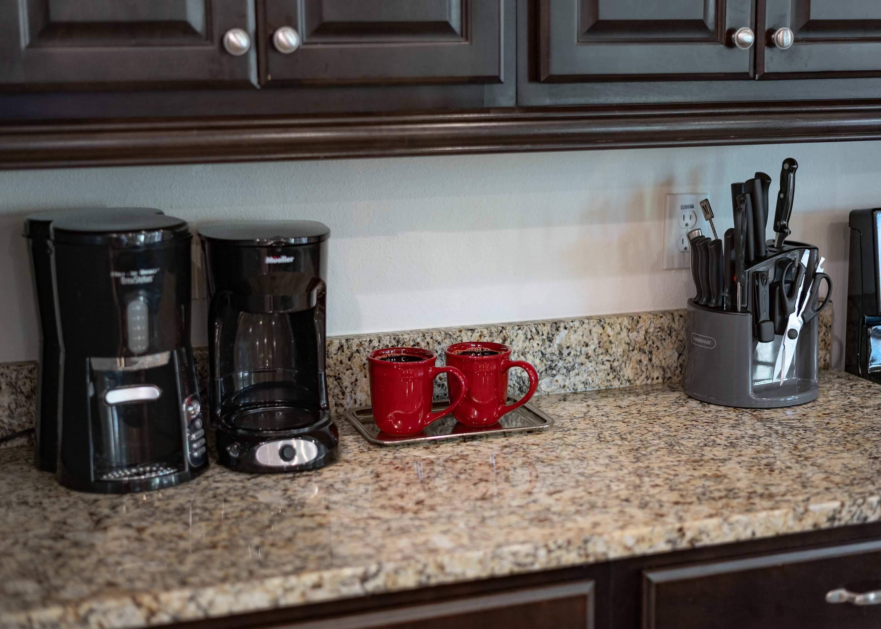 Luxury villa w/private pool & billiard lounge