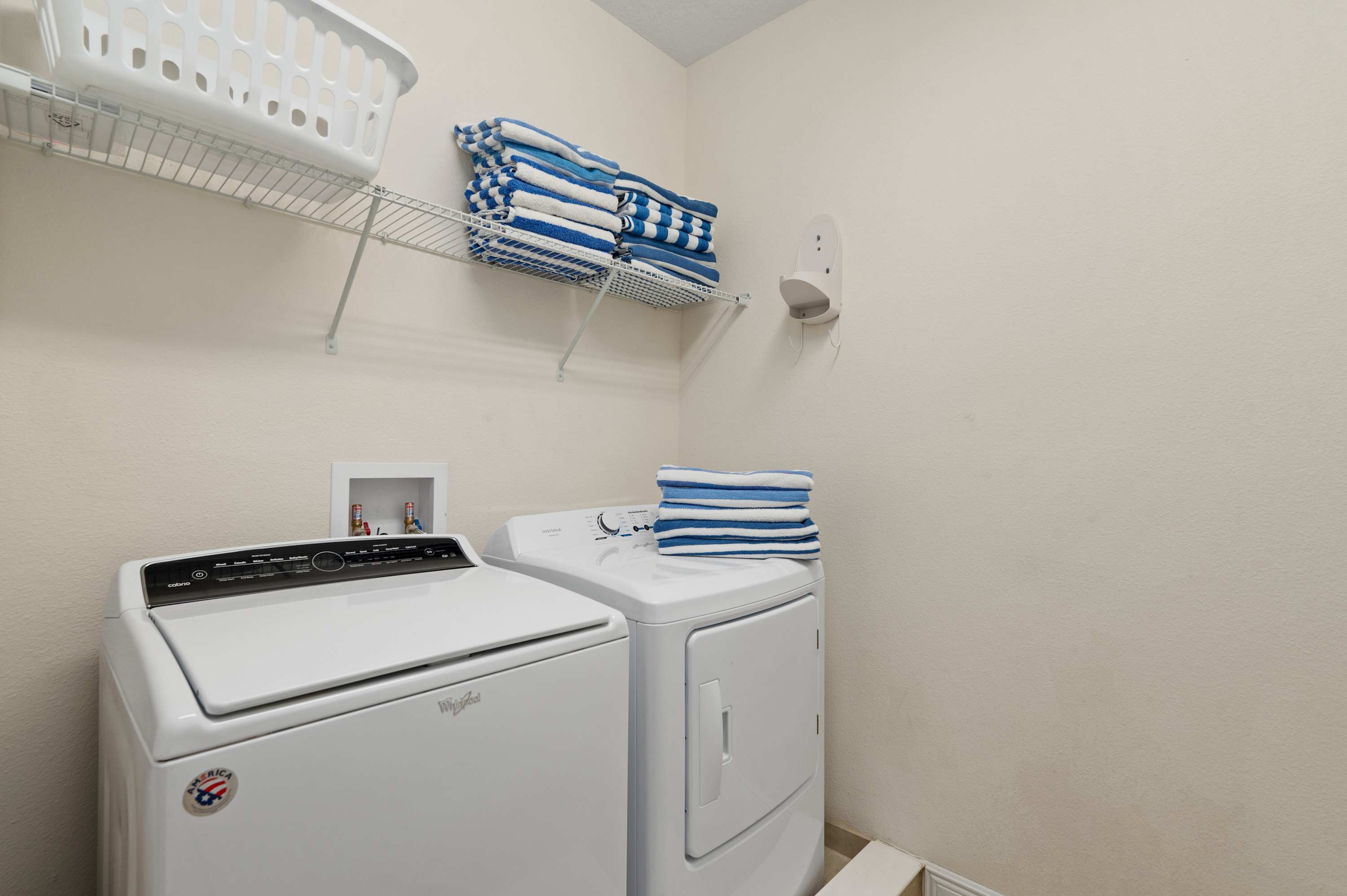 Luxury villa w/private pool & billiard lounge