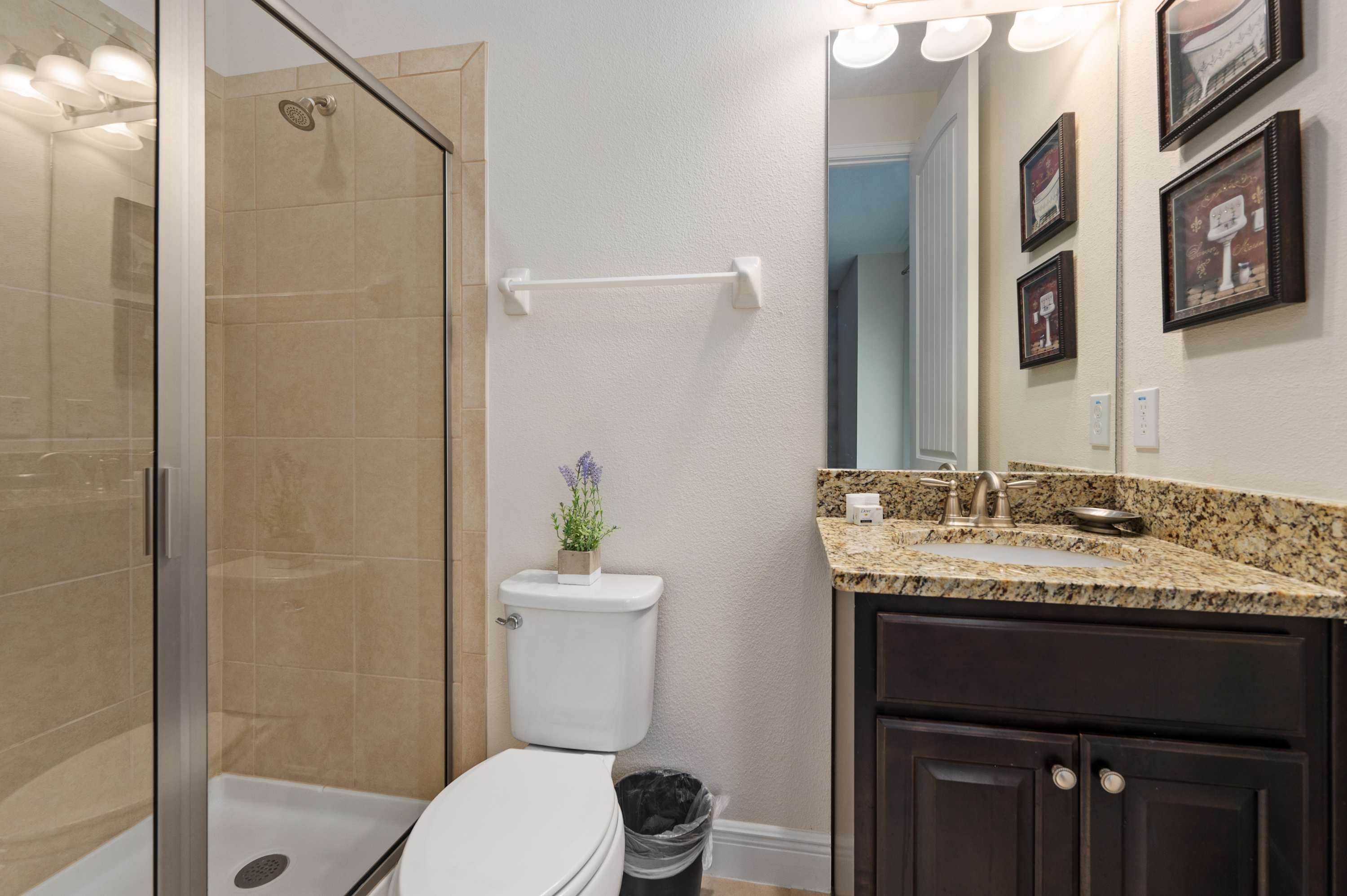 Luxury villa w/private pool & billiard lounge