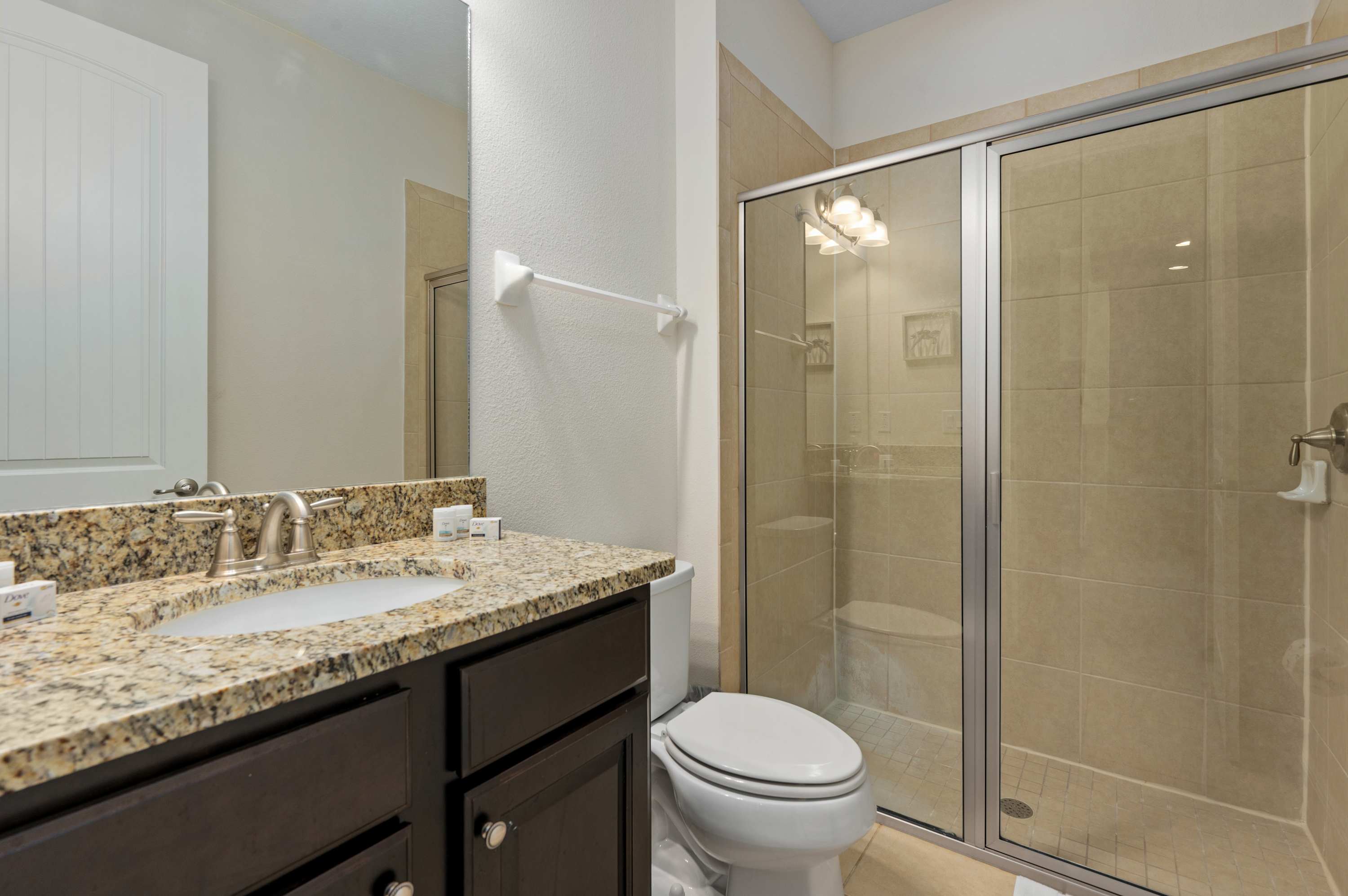 Luxury villa w/private pool & billiard lounge