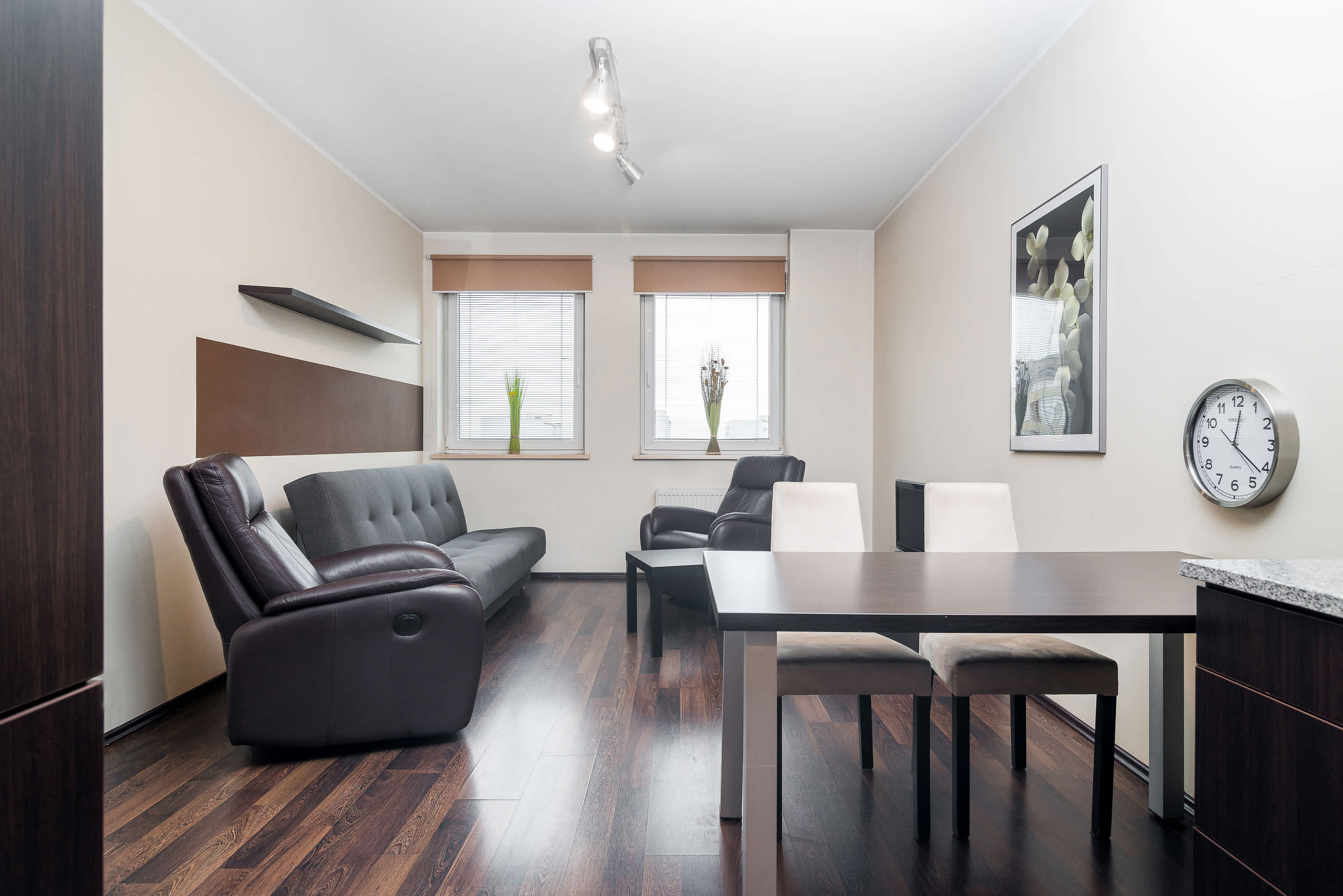 Inowroclawska 17 Apartamenty Platinum by Noclegi Renters — Wrocław, Województwo dolnośląskie — vacation rental