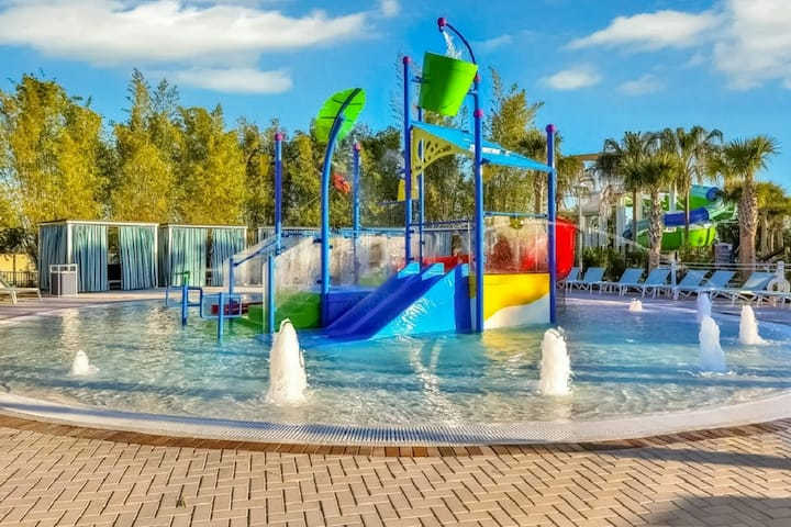 Heated Pool, Lazy River, FREE Waterpark