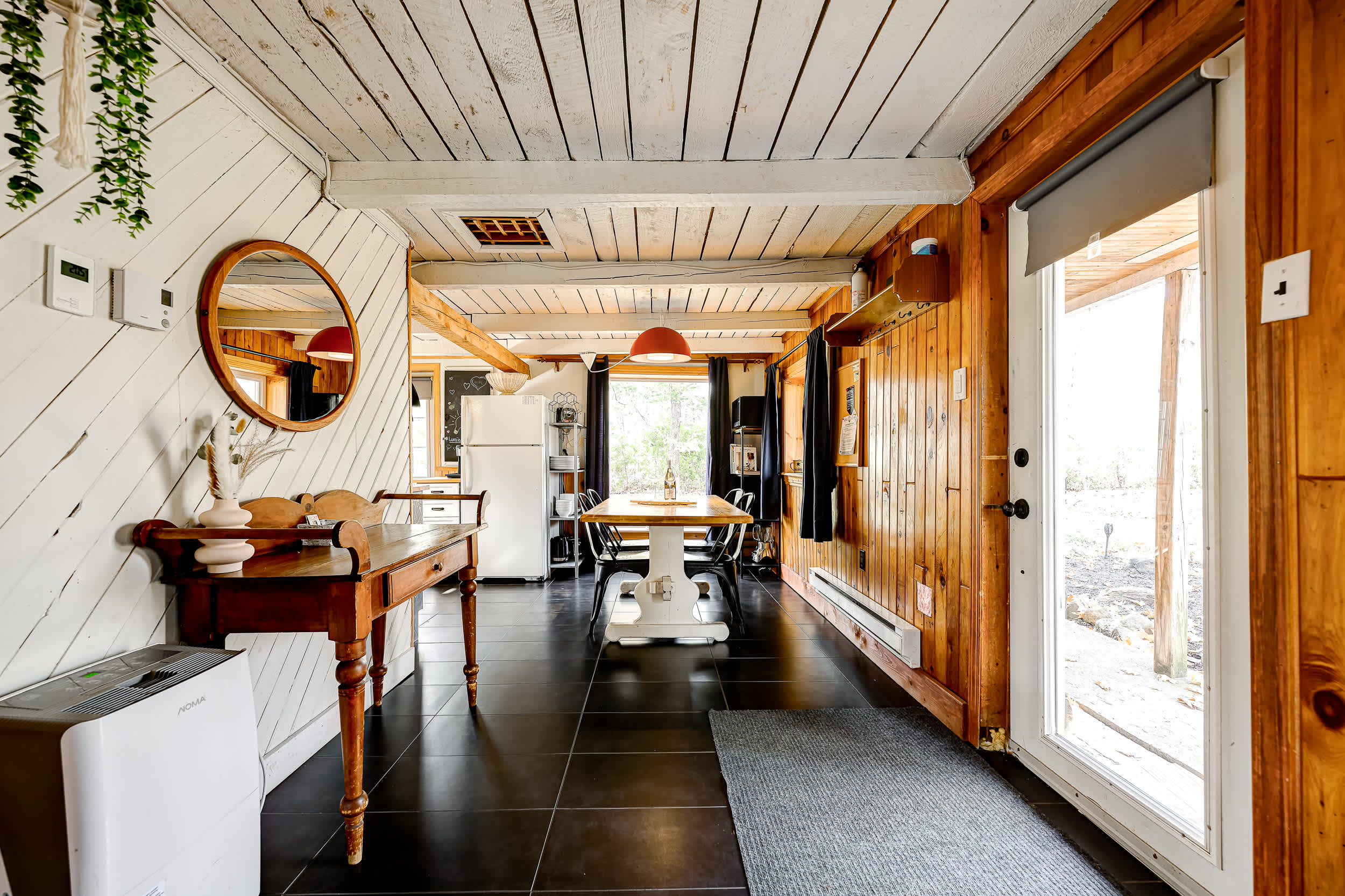 Le Daim du Lac Crooks - Spa & Lake — Brownsburg, Québec — vacation rental