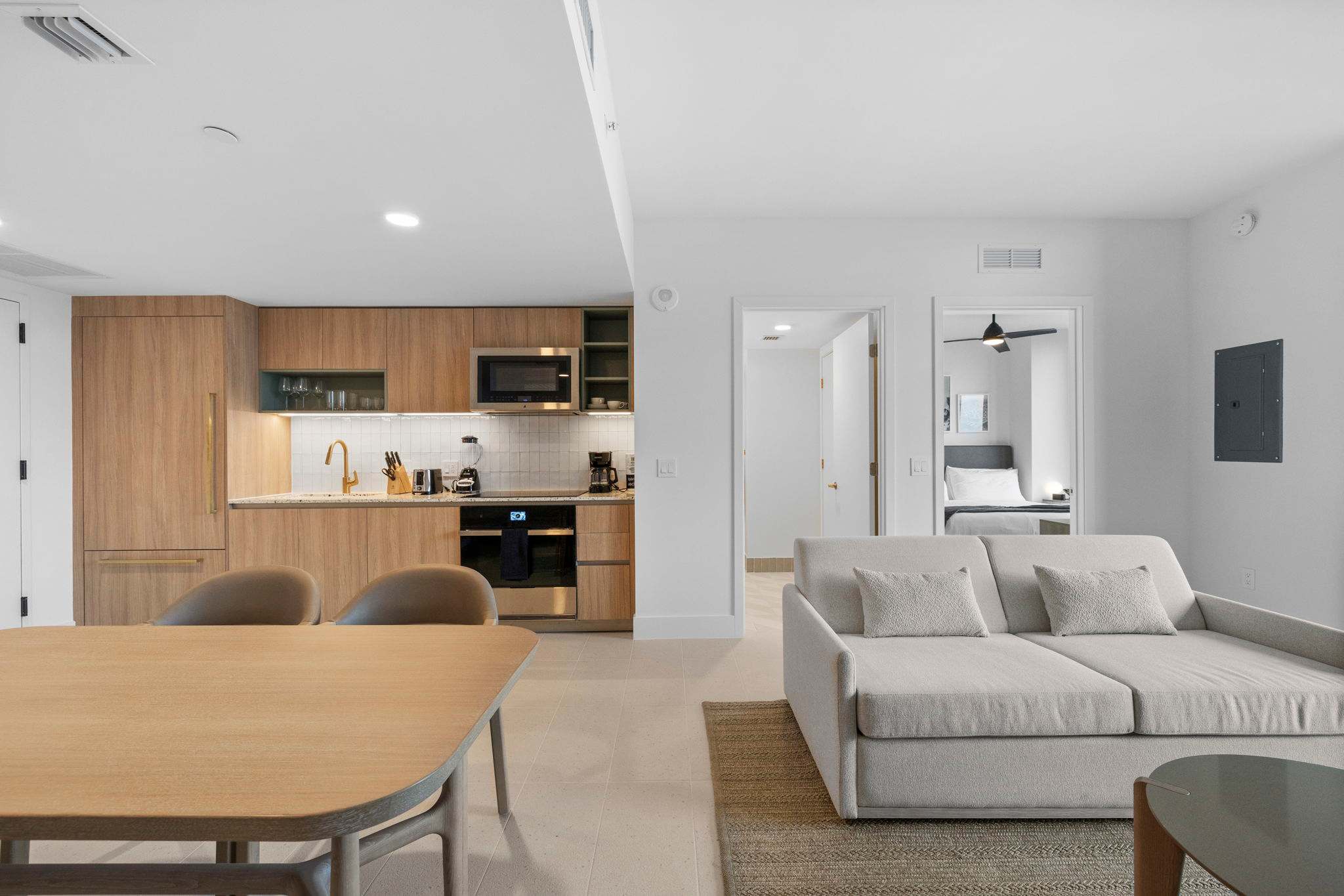 Chic 1BR · Free Transit · Near FIFA Fan Fest