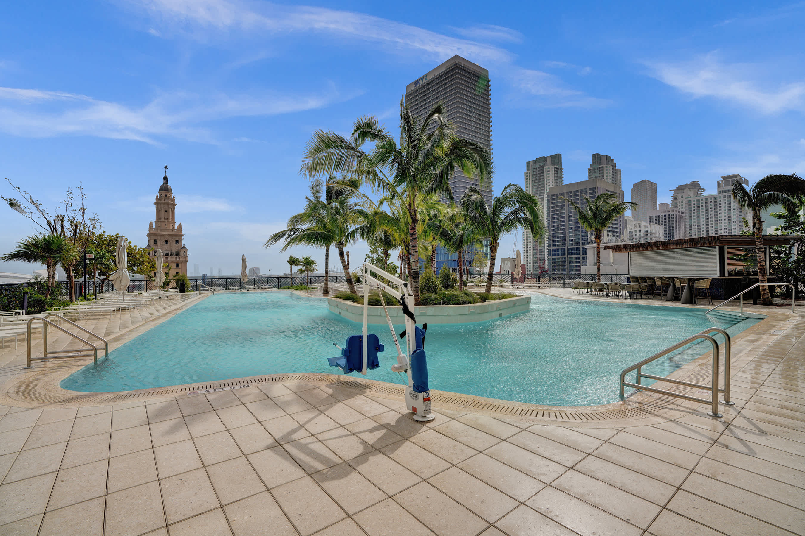 NEW Stunning 2/2 with Panoramic Views of Miami PH Condo 50th floor | Photo 28