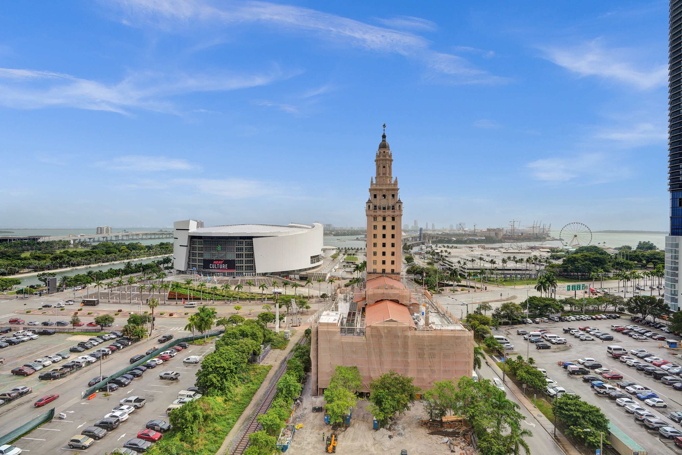 NEW Stunning 2/2 with Panoramic Views of Miami PH Condo 50th floor | Photo 29