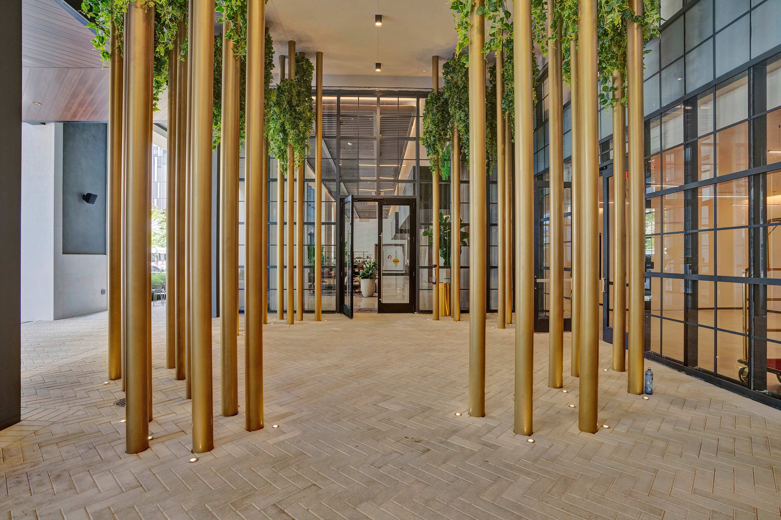 NEW Stunning 2/2 with Panoramic Views of Miami PH Condo 50th floor | Photo 46