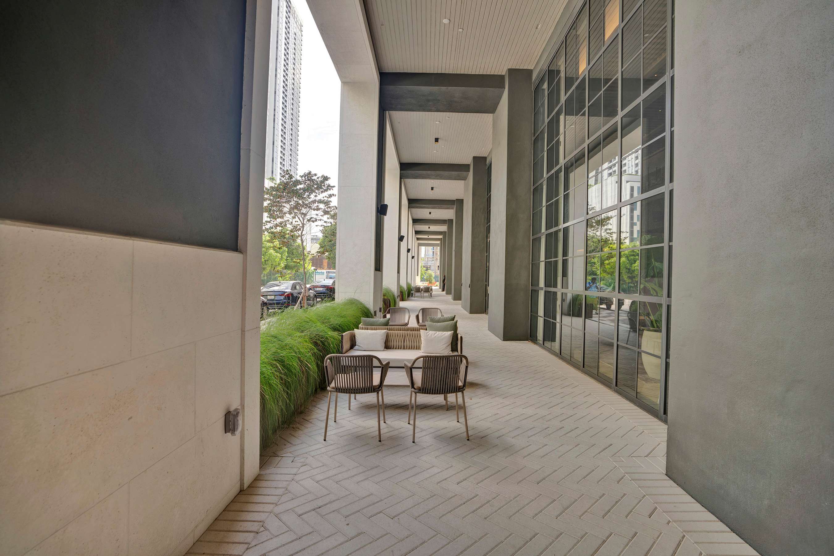 NEW Stunning 2/2 with Panoramic Views of Miami PH Condo 50th floor | Photo 48