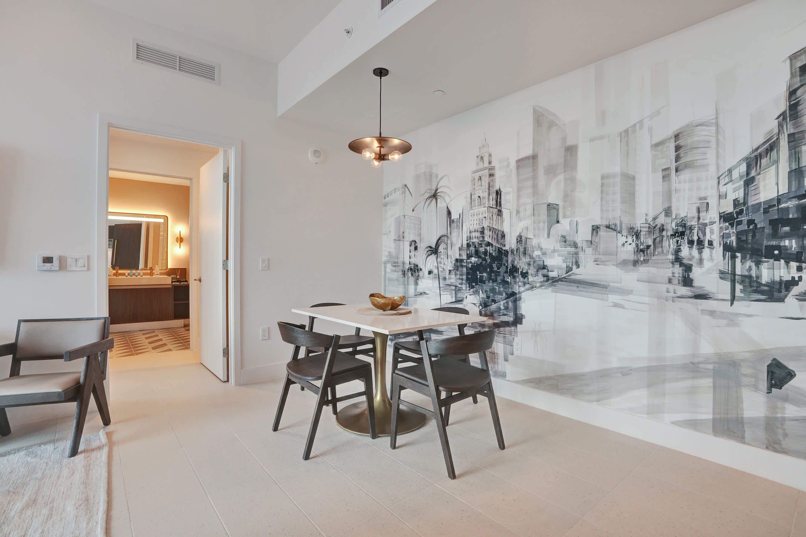 NEW Stunning 2/2 with Panoramic Views of Miami PH Condo 50th floor | Photo 6