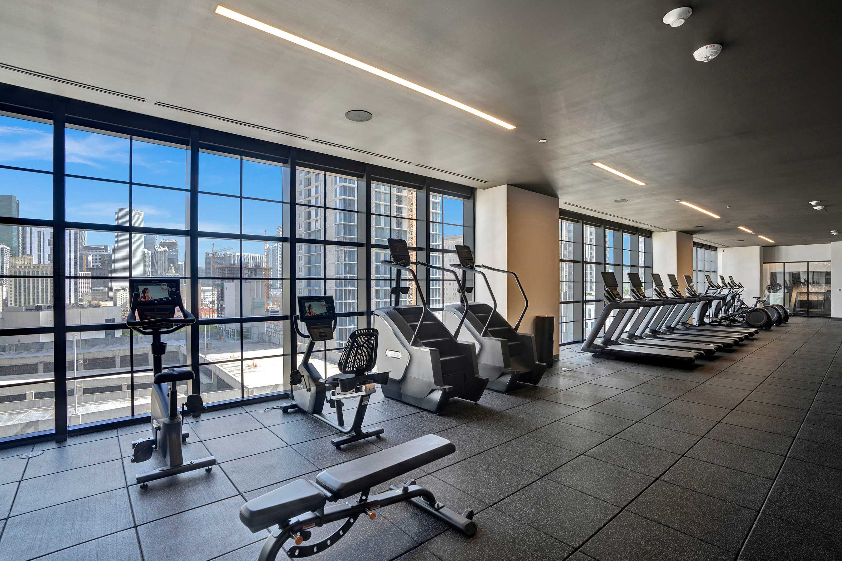 NEW Stunning 2/2 with Panoramic Views of Miami PH Condo 50th floor | Photo 64