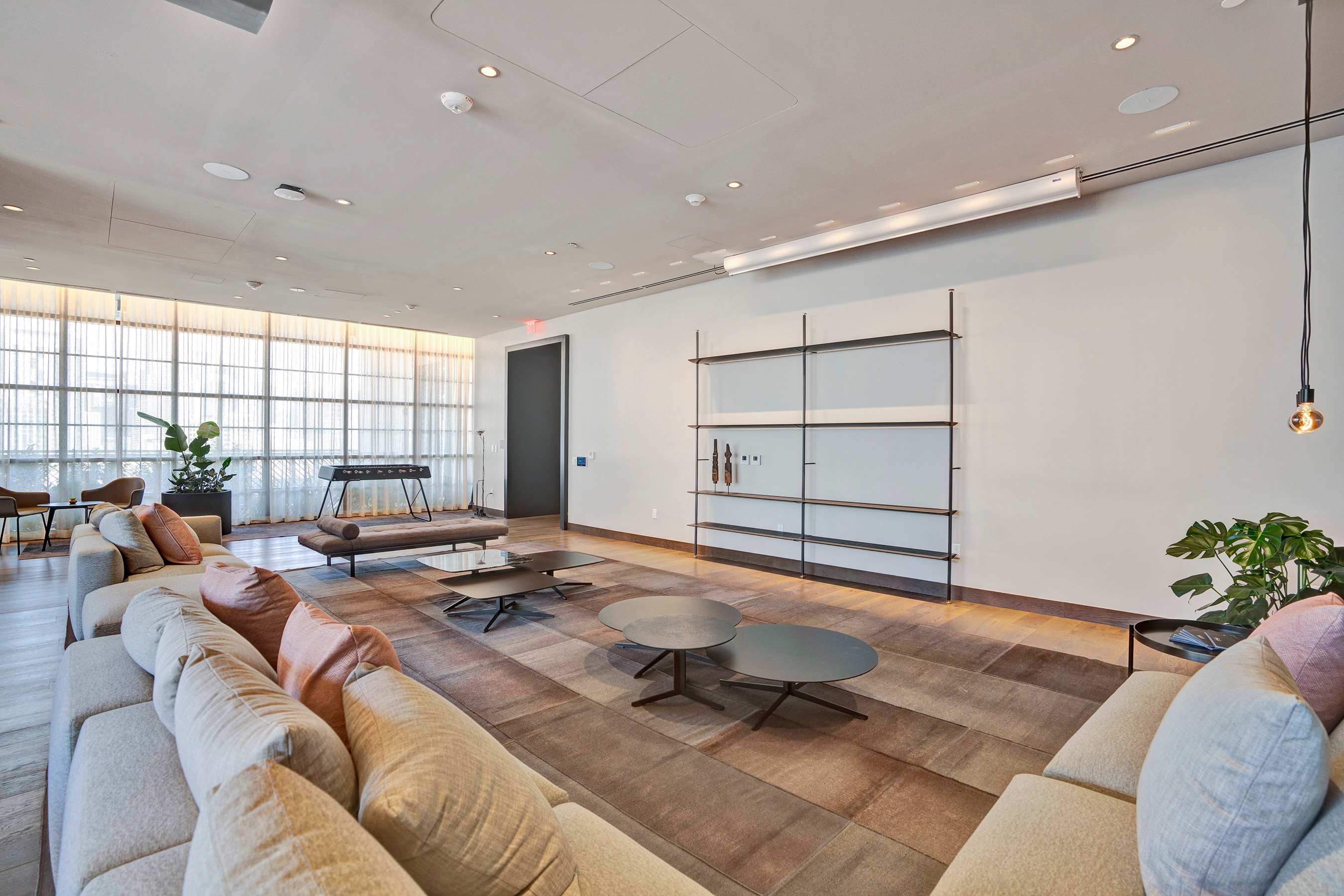 NEW Stunning 2/2 with Panoramic Views of Miami PH Condo 50th floor | Photo 71