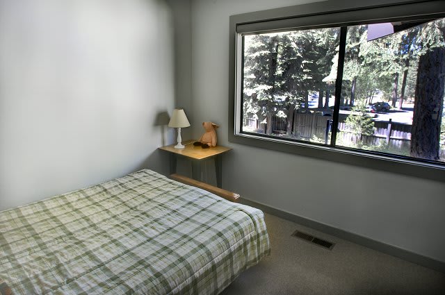 8 miles to Ski Palisades Tahoe-Alpine|Walk to Town — Tahoe City, CA — vacation rental