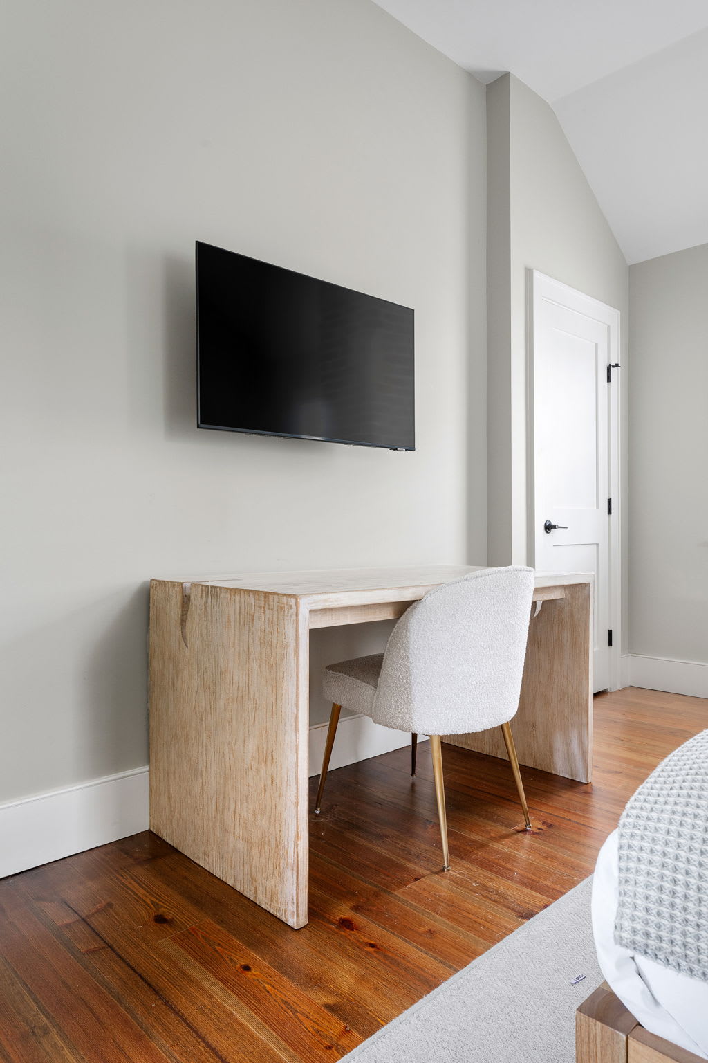 Thomas Waring House | Unit D | Sleeps 6