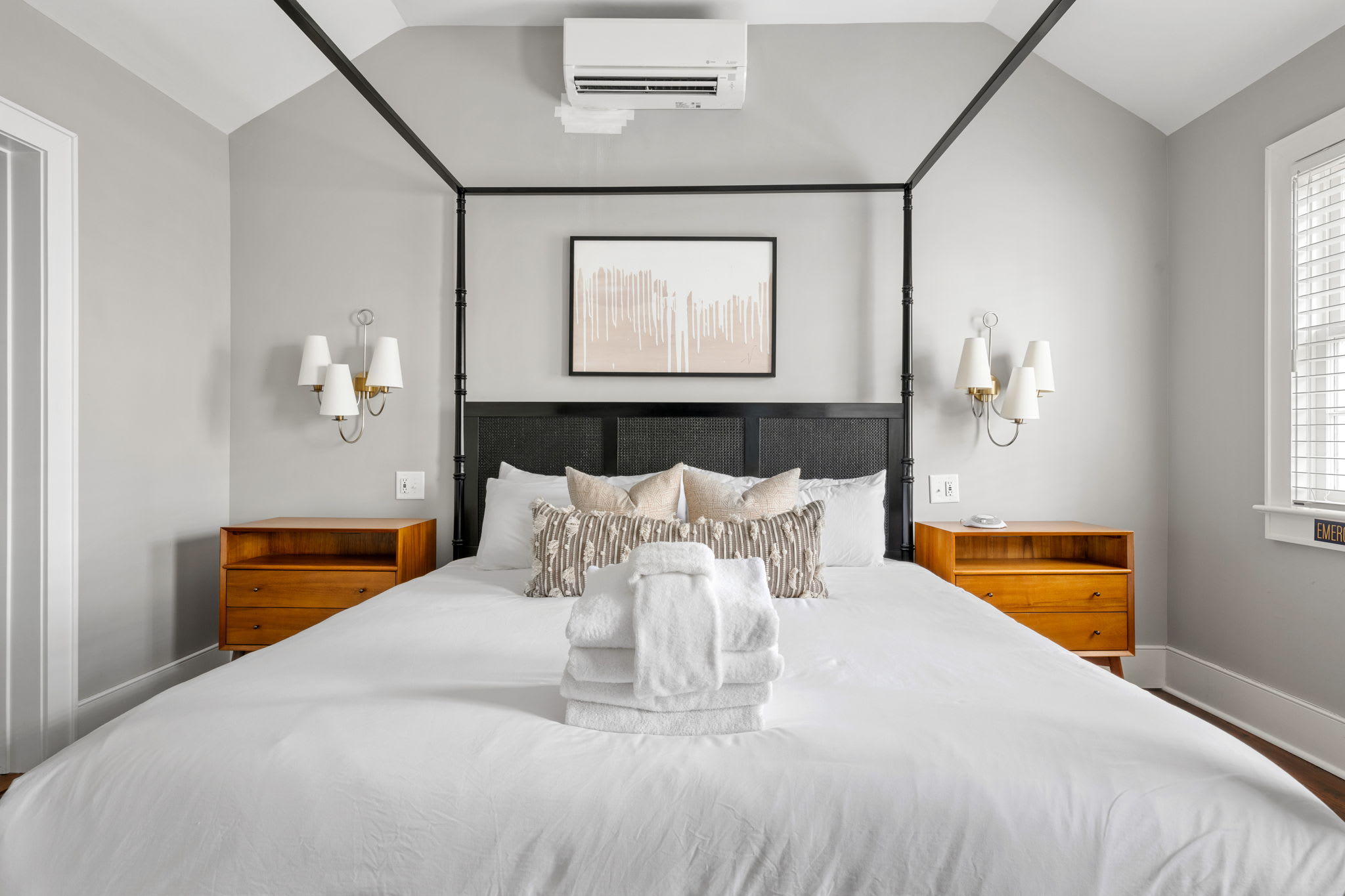 Thomas Waring House | Unit D | Sleeps 6