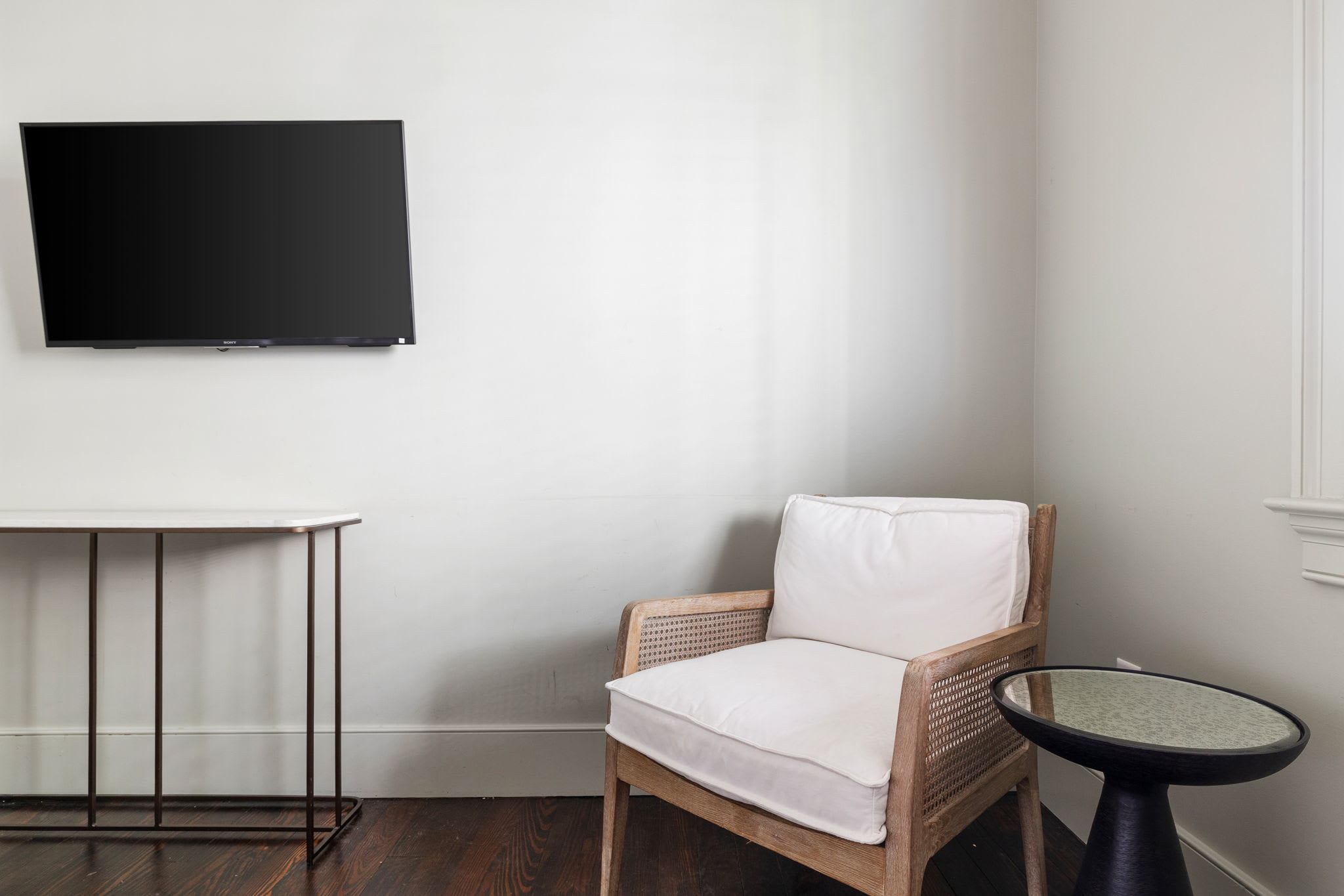 Harleston House | Unit B | Sleeps 7