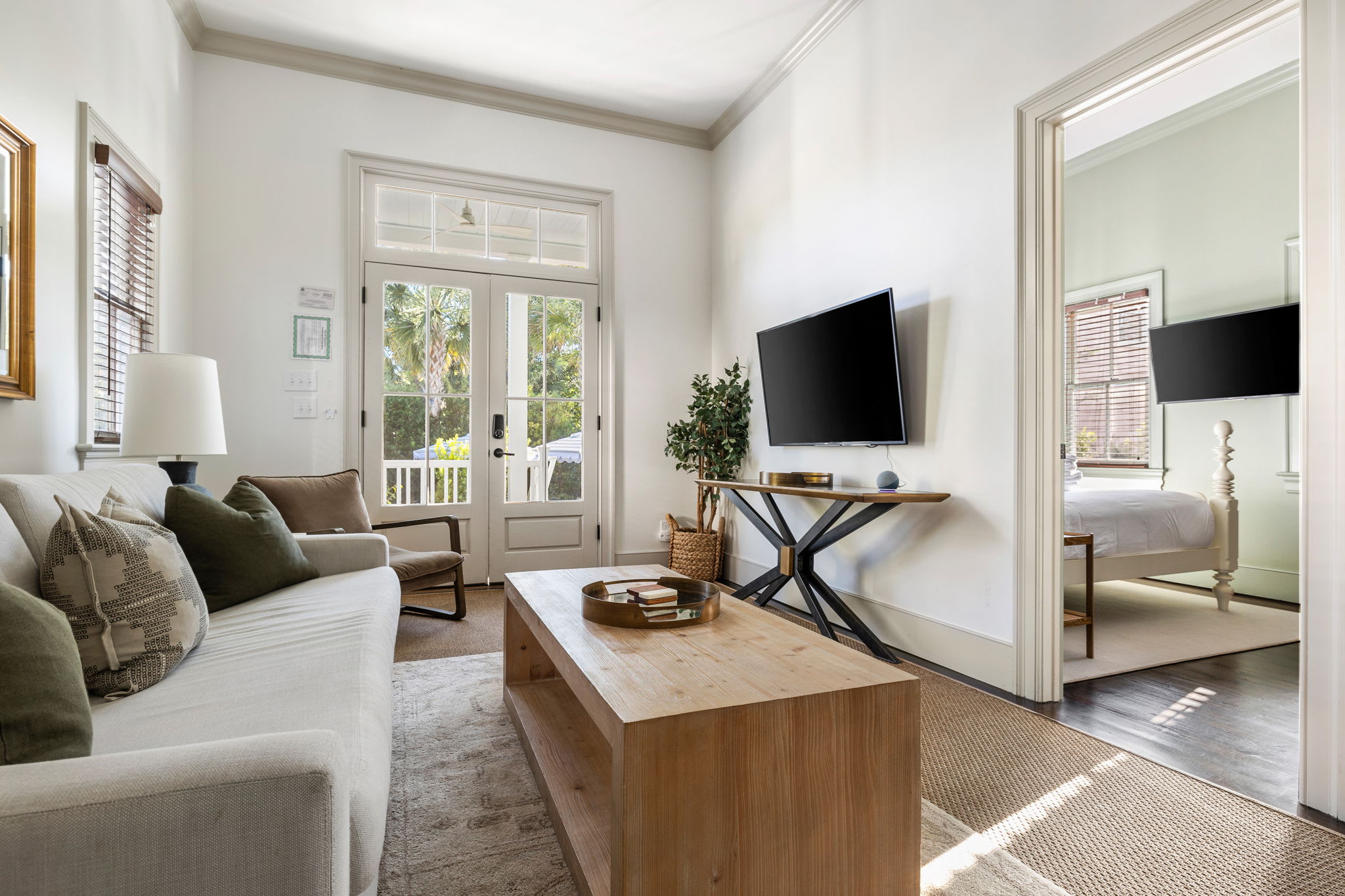 Harleston House | Unit B | Sleeps 7