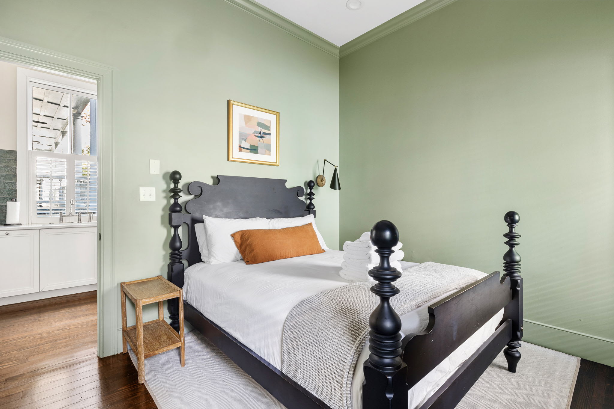 Harleston House | Unit B | Sleeps 7