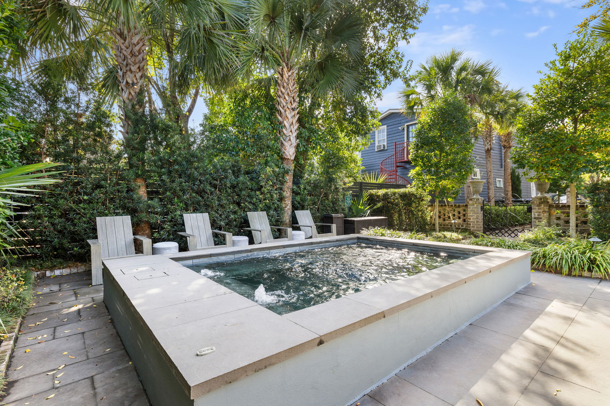 Harleston House | Unit B | Sleeps 7