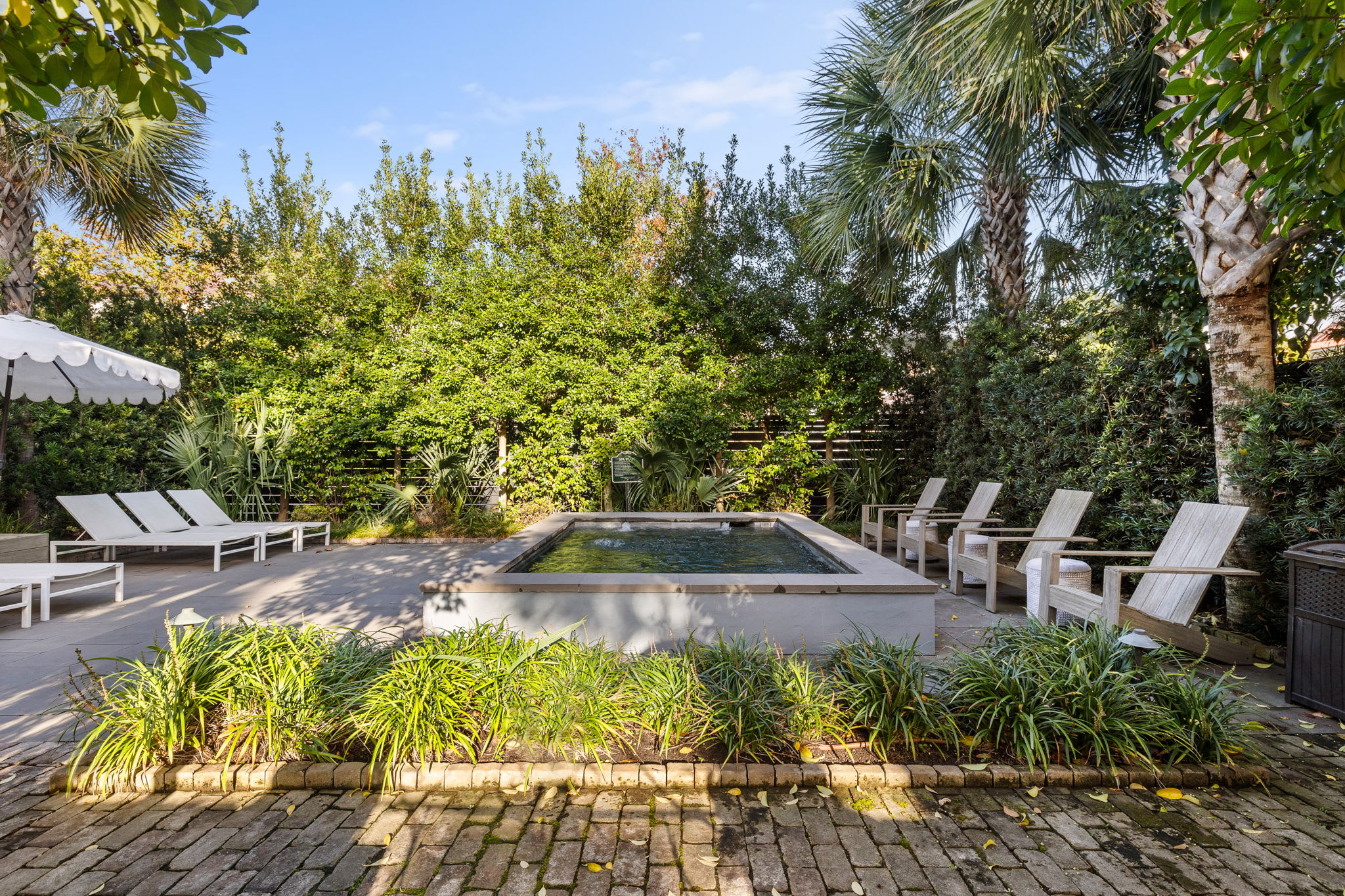 Harleston House | Unit B | Sleeps 7