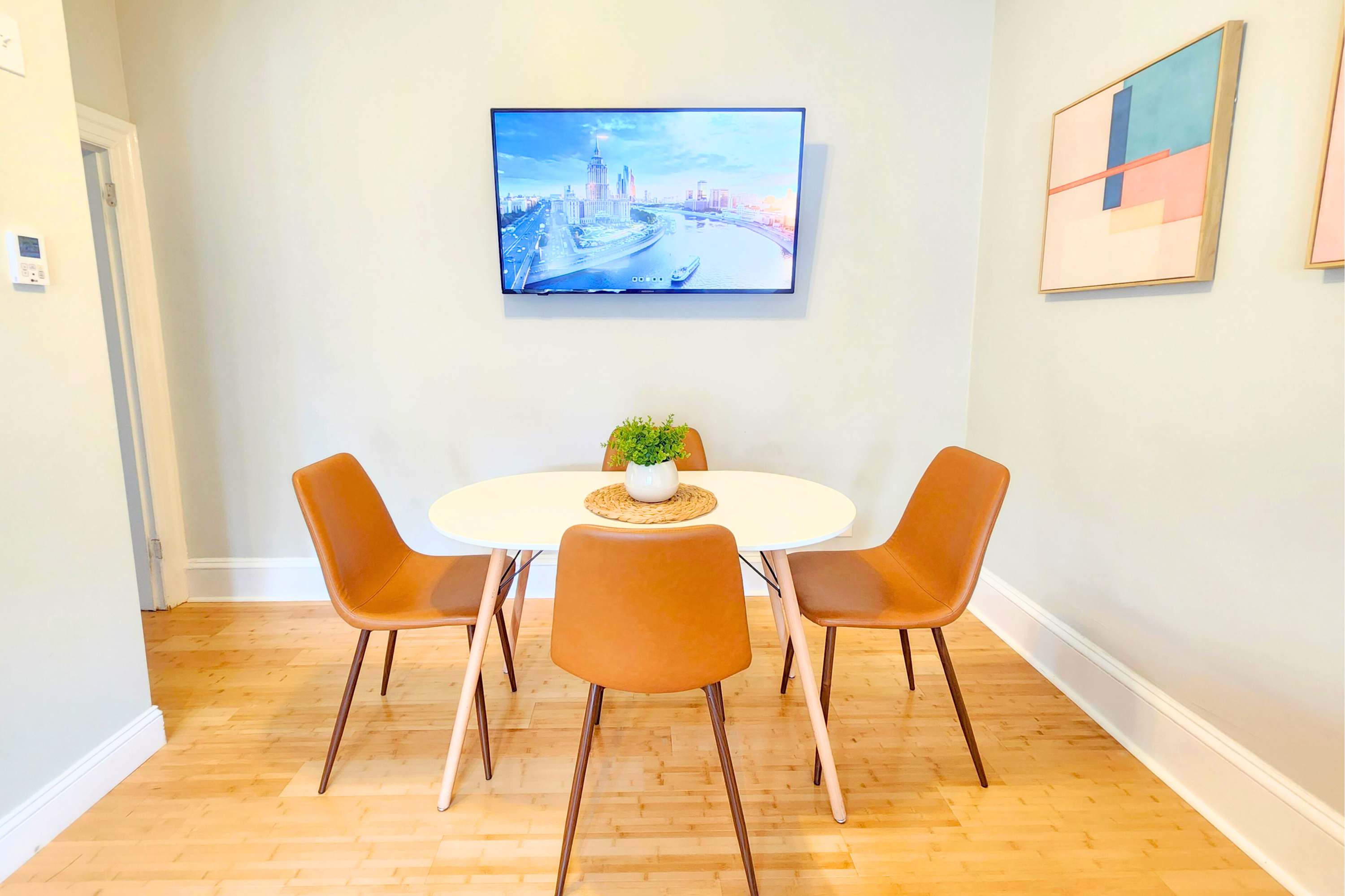 Jennifer’s Cozy Tower Lookout 3BR Brown U Views — Providence, RI — vacation rental