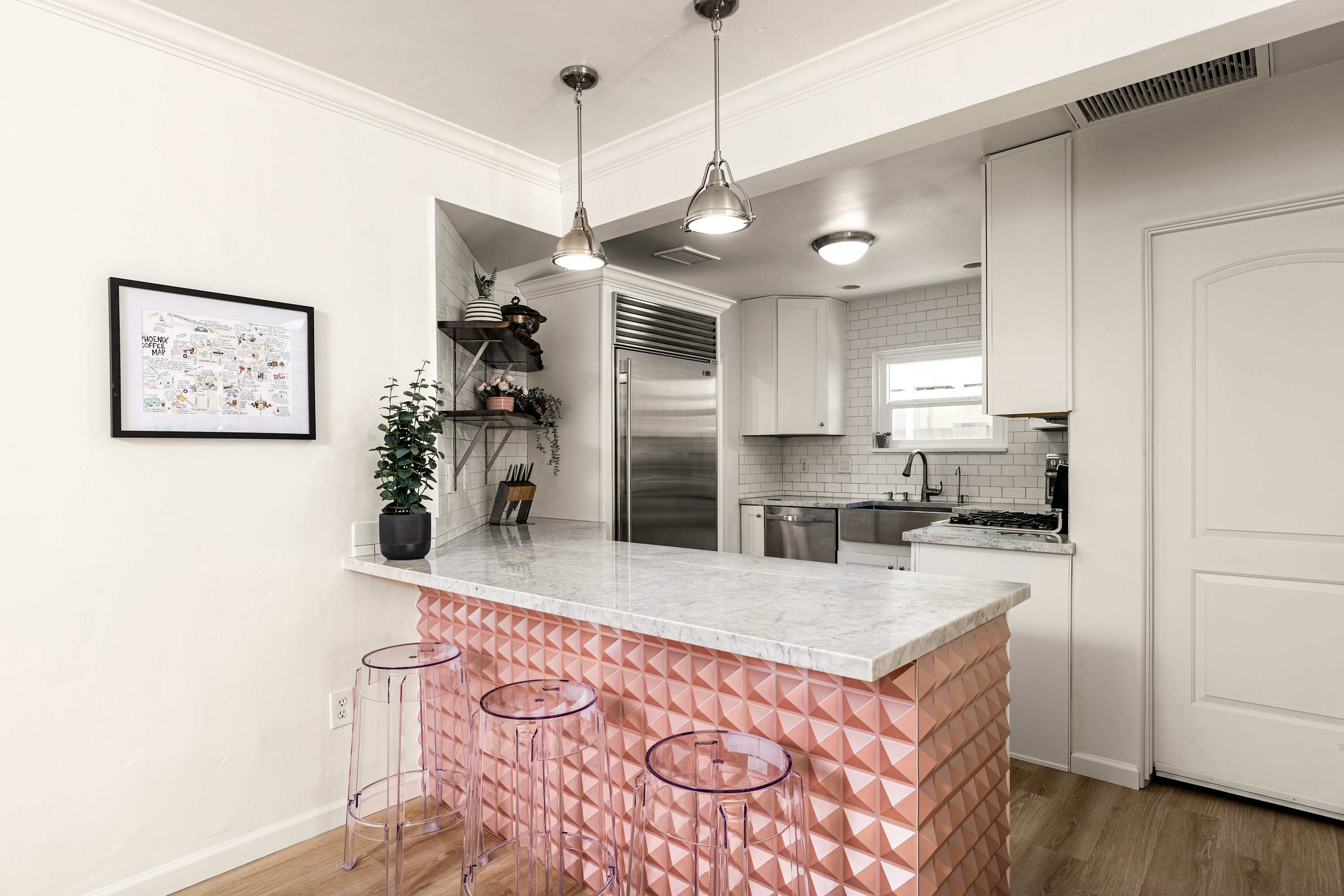 Historic Gem with Pool in the heart of Downtown! - Foto 7