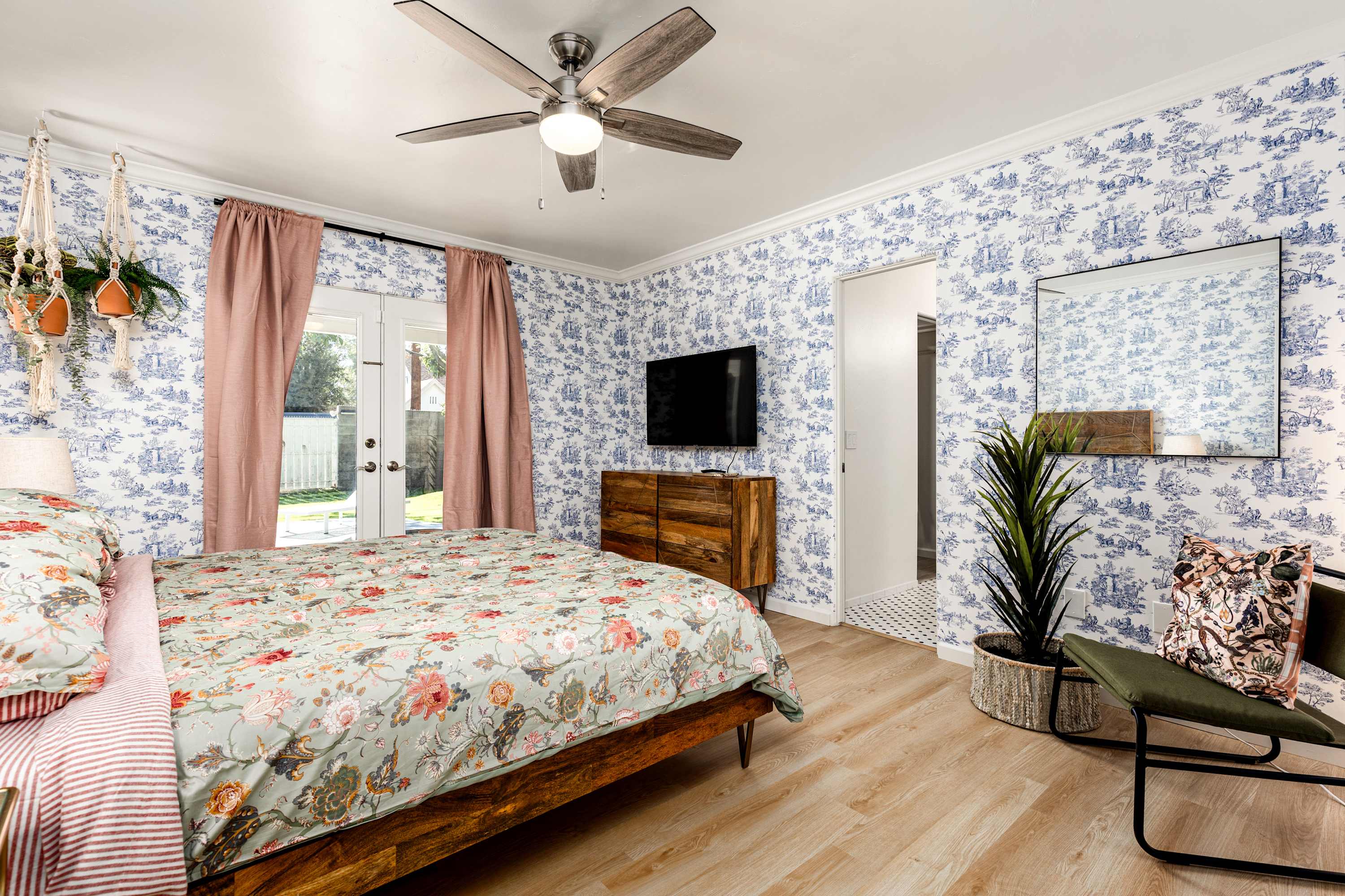 Historic Gem with Pool in the heart of Downtown! - Foto 11