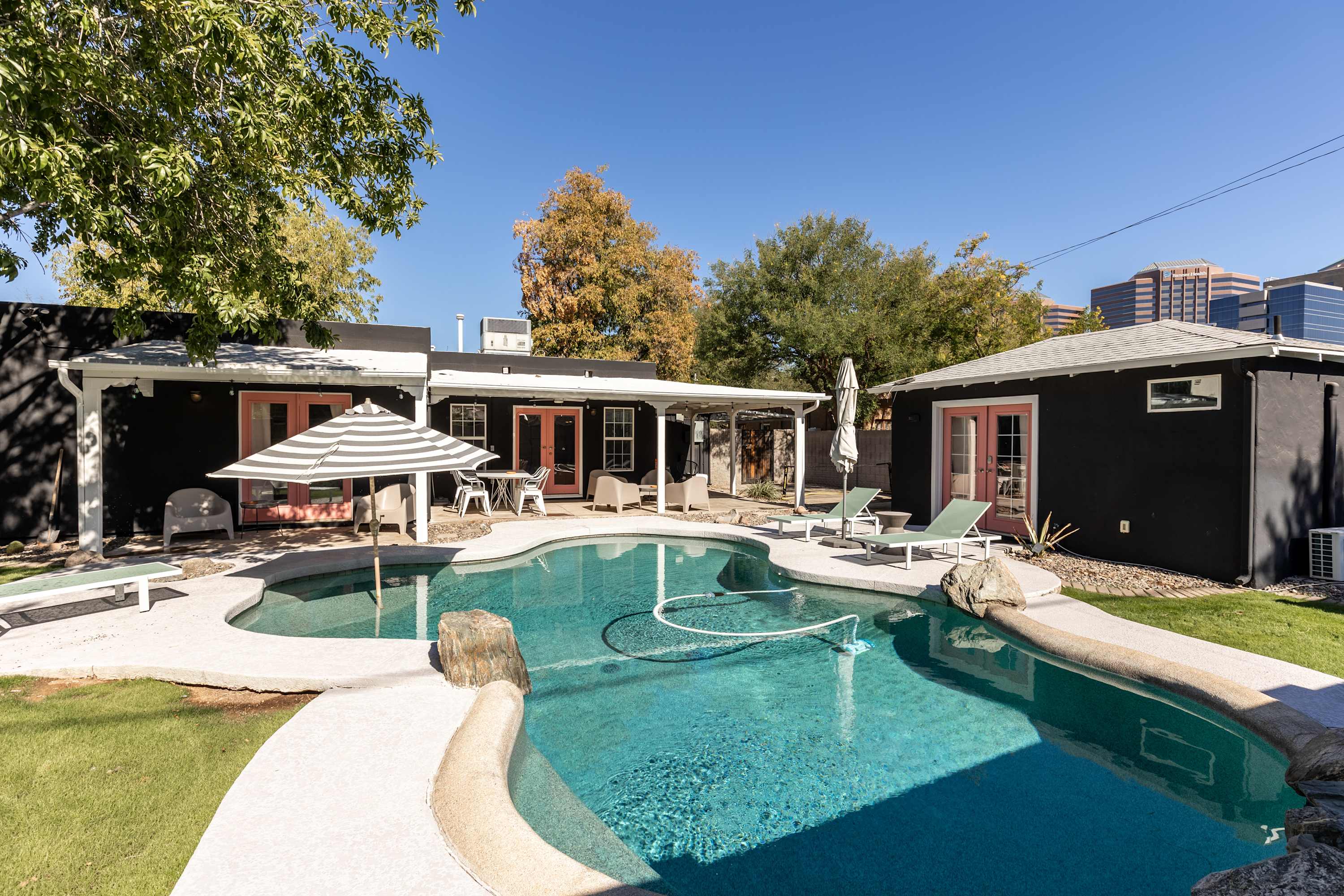 Historic Gem with Pool in the heart of Downtown! - Foto 22