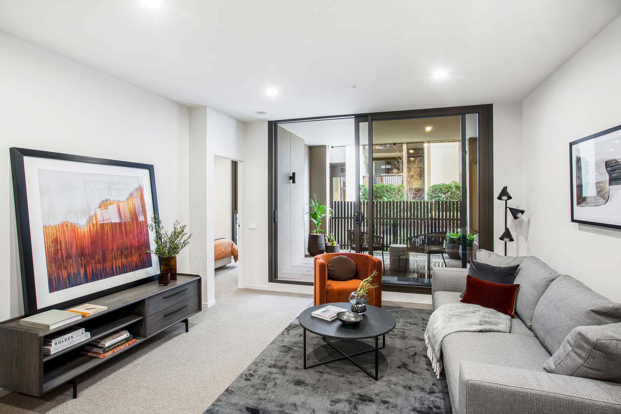 Caulfield Apartments by Urban Rest - One Bedroom - Picture 1