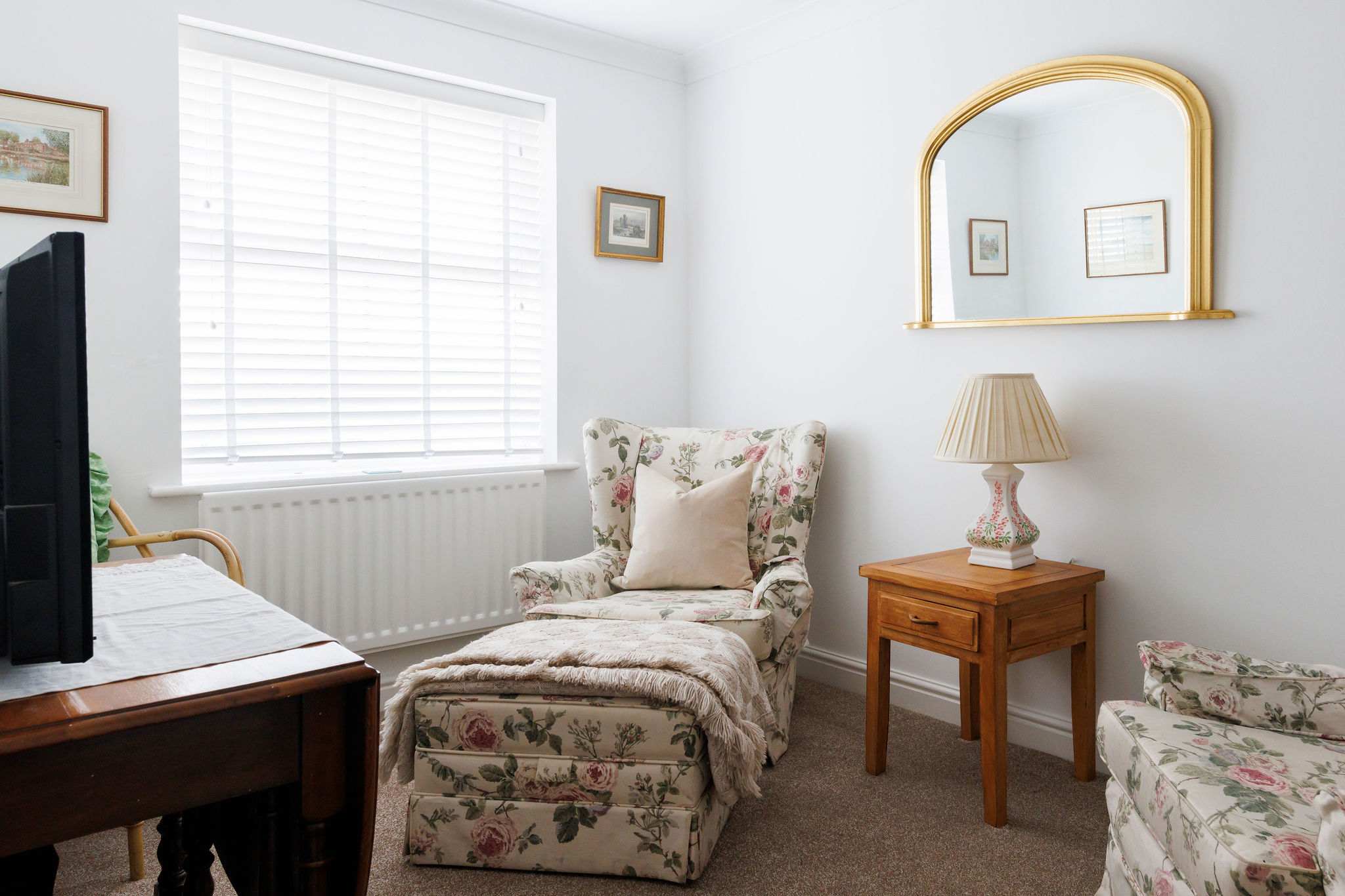 The separate snug lounge is the perfect place to escape to with a tea and good book.