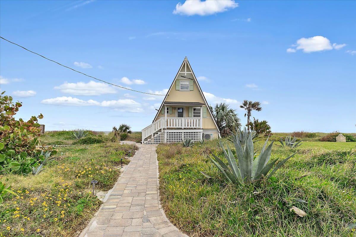 Captain's Fleet-Dune House | Wren Beach Rentals