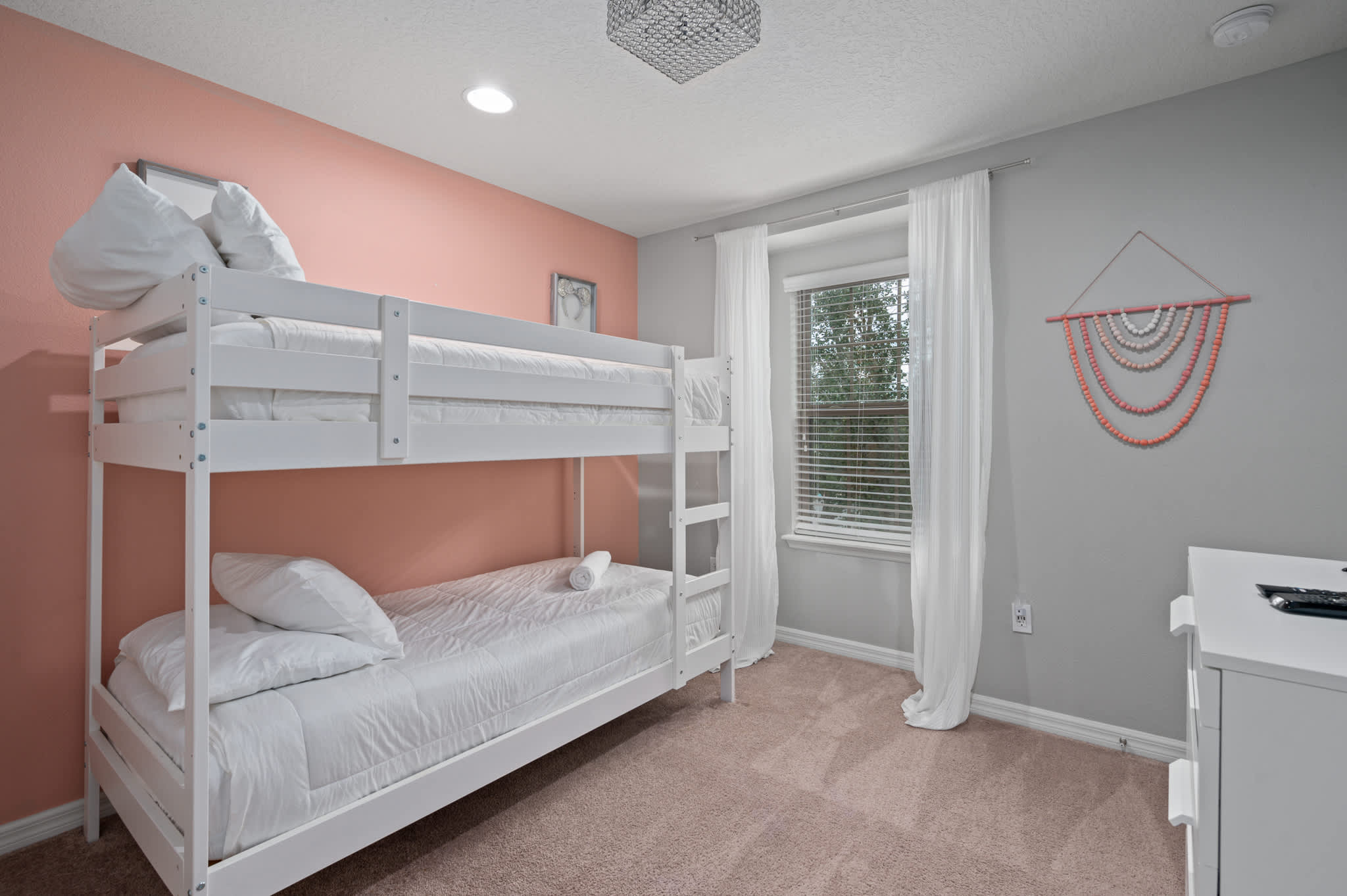 Spacious villa near Disney w/ private pool