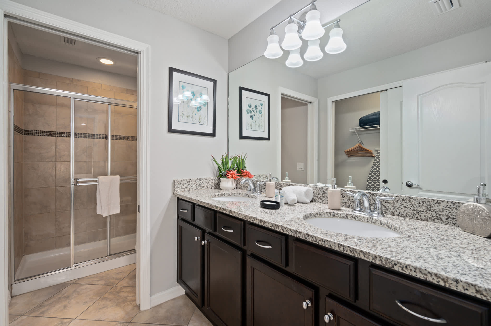 Spacious villa near Disney w/ private pool