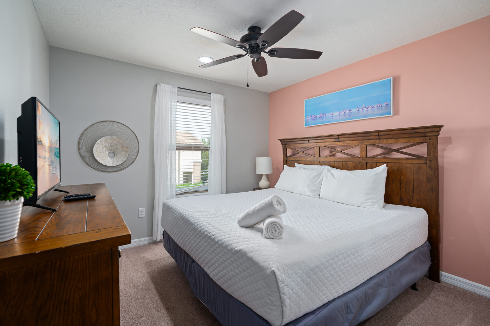 Spacious villa near Disney w/ private pool