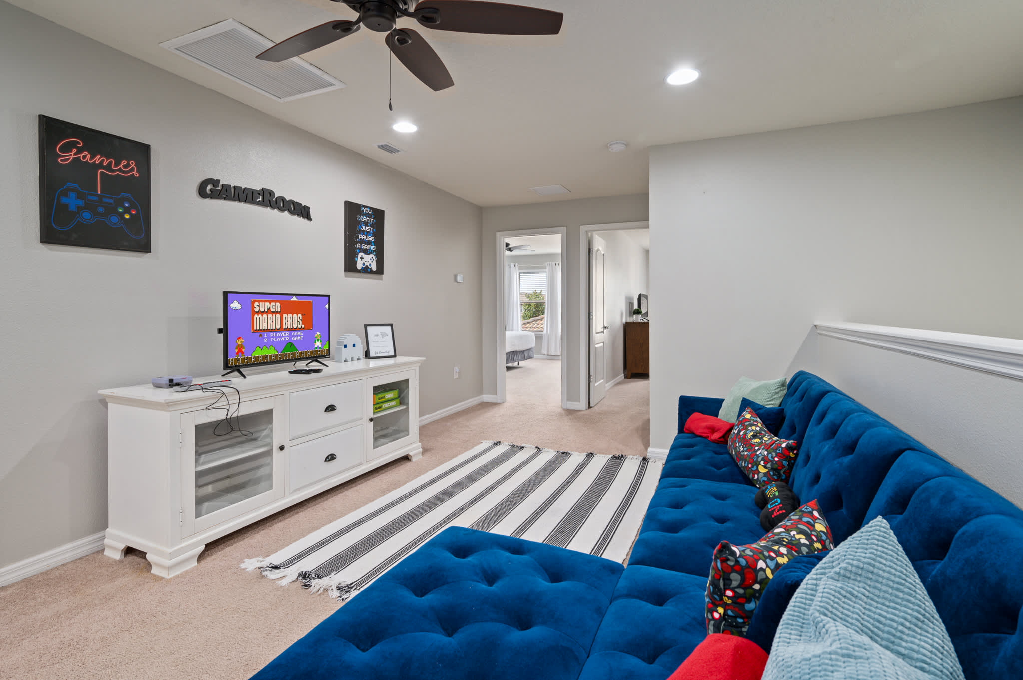 Spacious villa near Disney w/ private pool