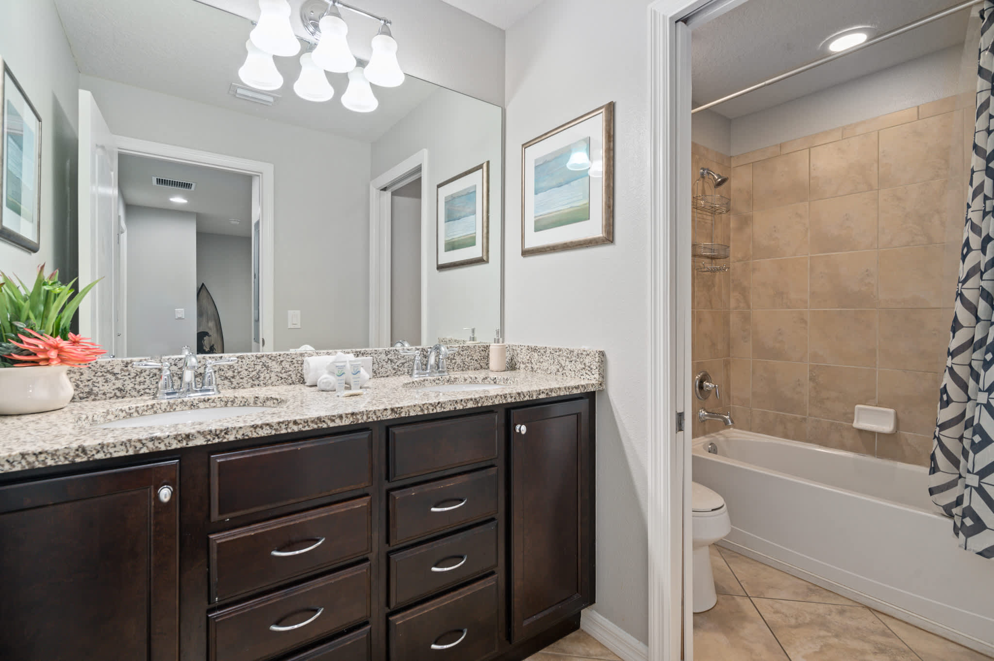 Spacious villa near Disney w/ private pool