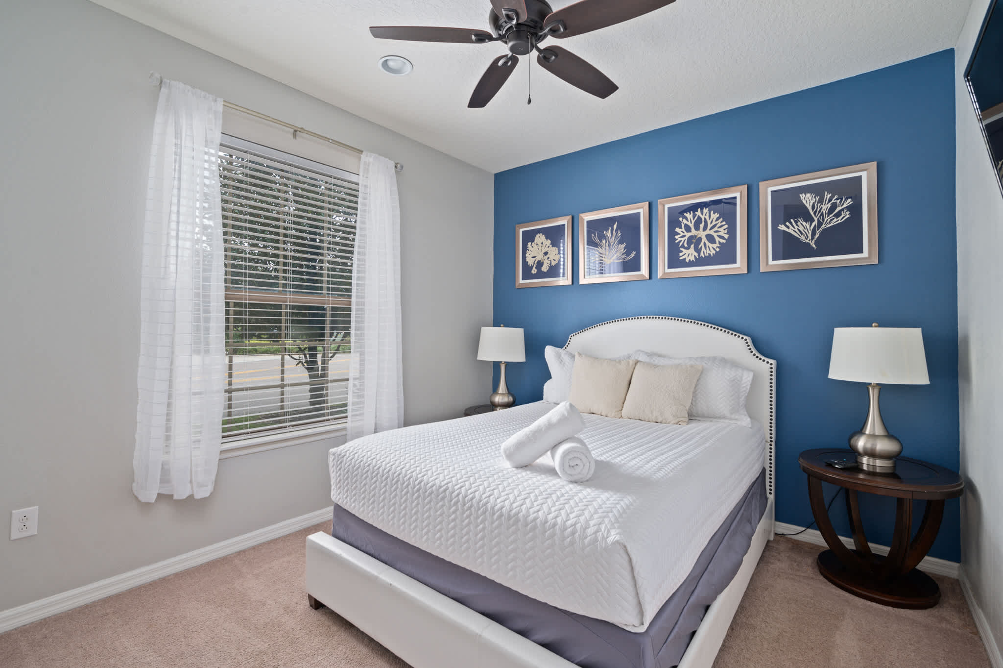 Spacious villa near Disney w/ private pool