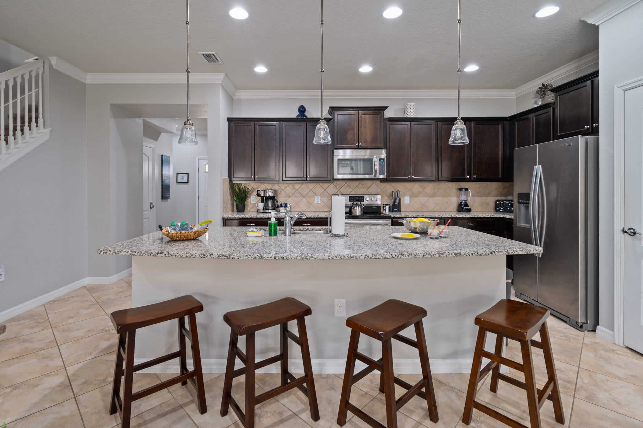 Spacious villa near Disney w/ private pool