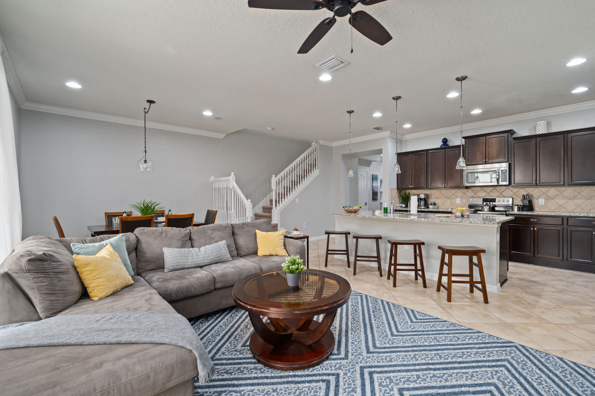 Spacious villa near Disney w/ private pool