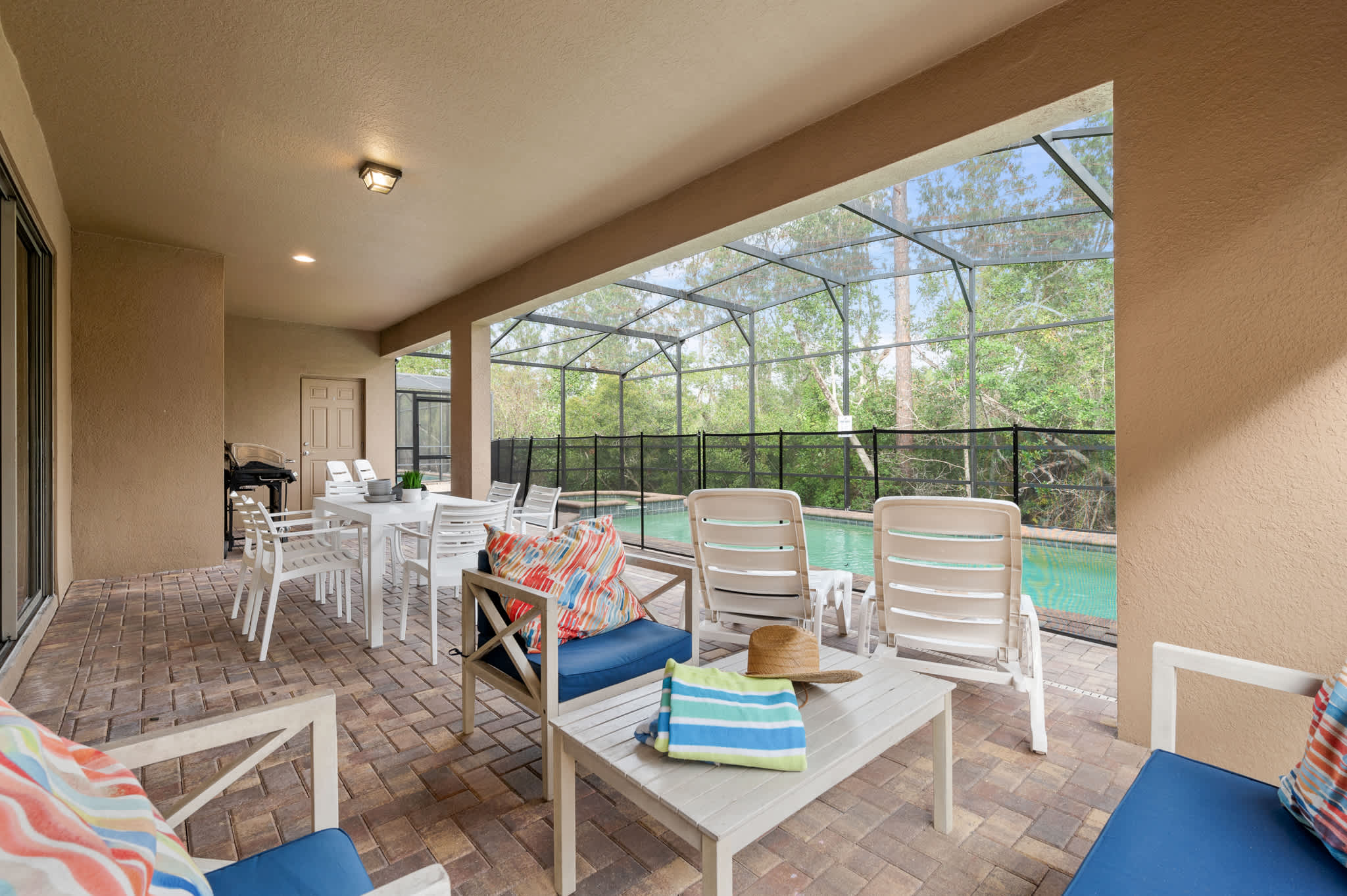 10MI to Disney + Private Pool! Free Waterpark