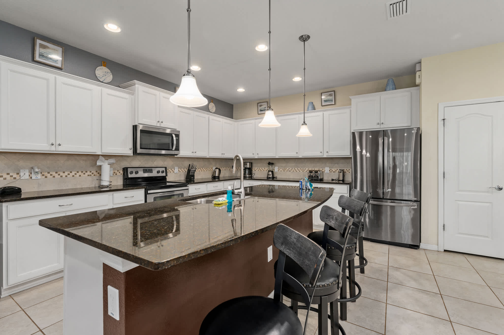 10MI to Disney + Private Pool! Free Waterpark