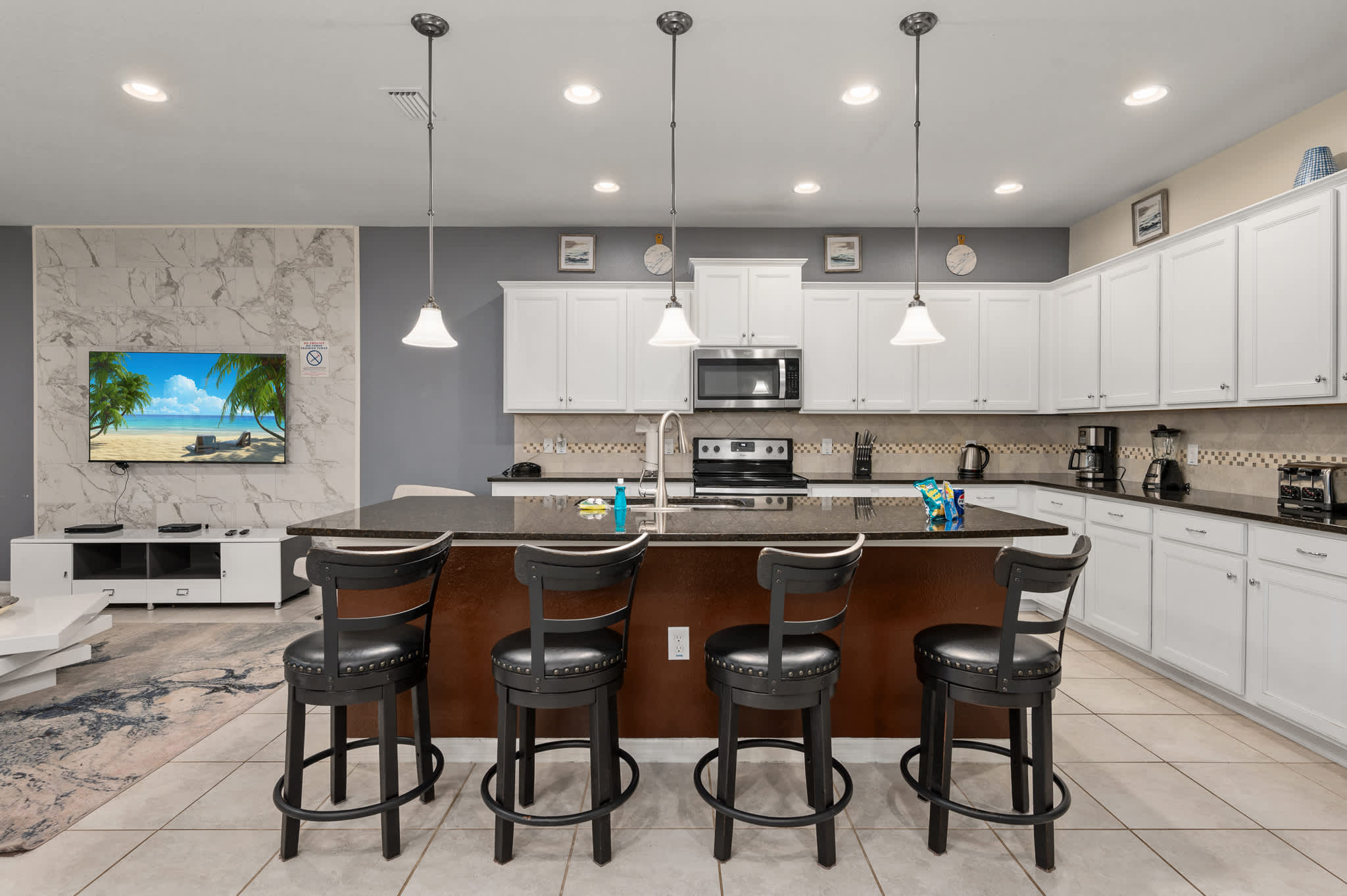 10MI to Disney + Private Pool! Free Waterpark